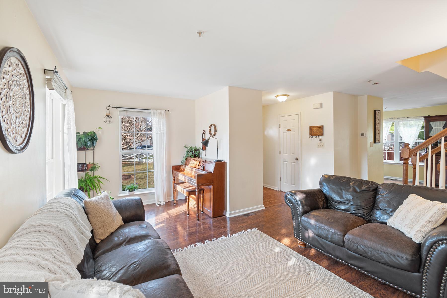 BROOK FARM - Residential