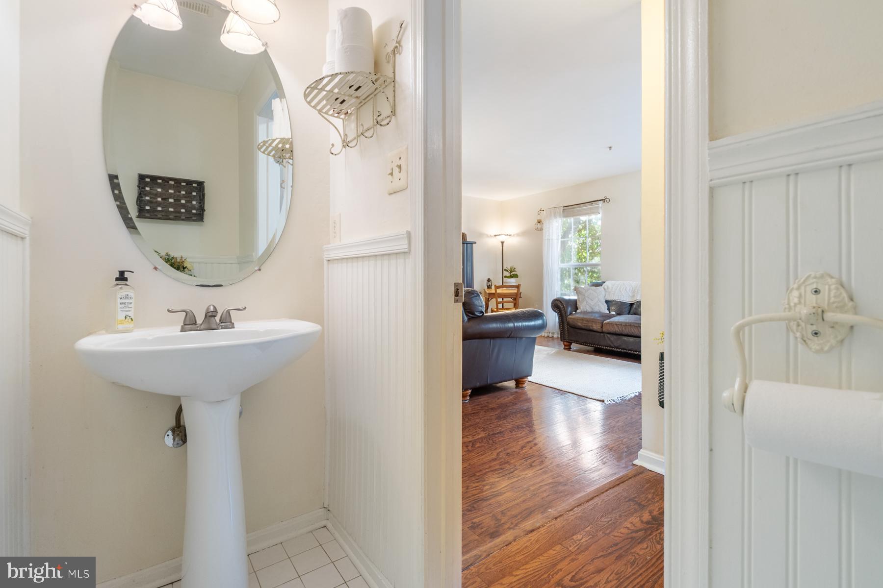 BROOK FARM - Residential