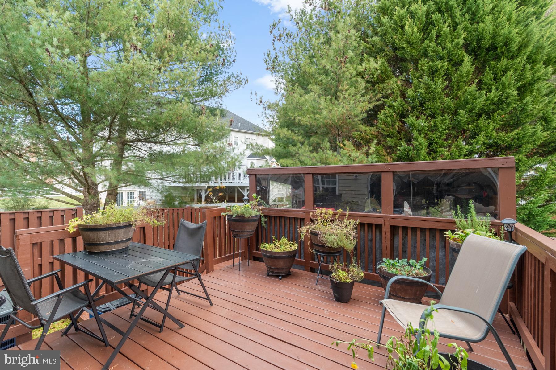 BROOK FARM - Residential