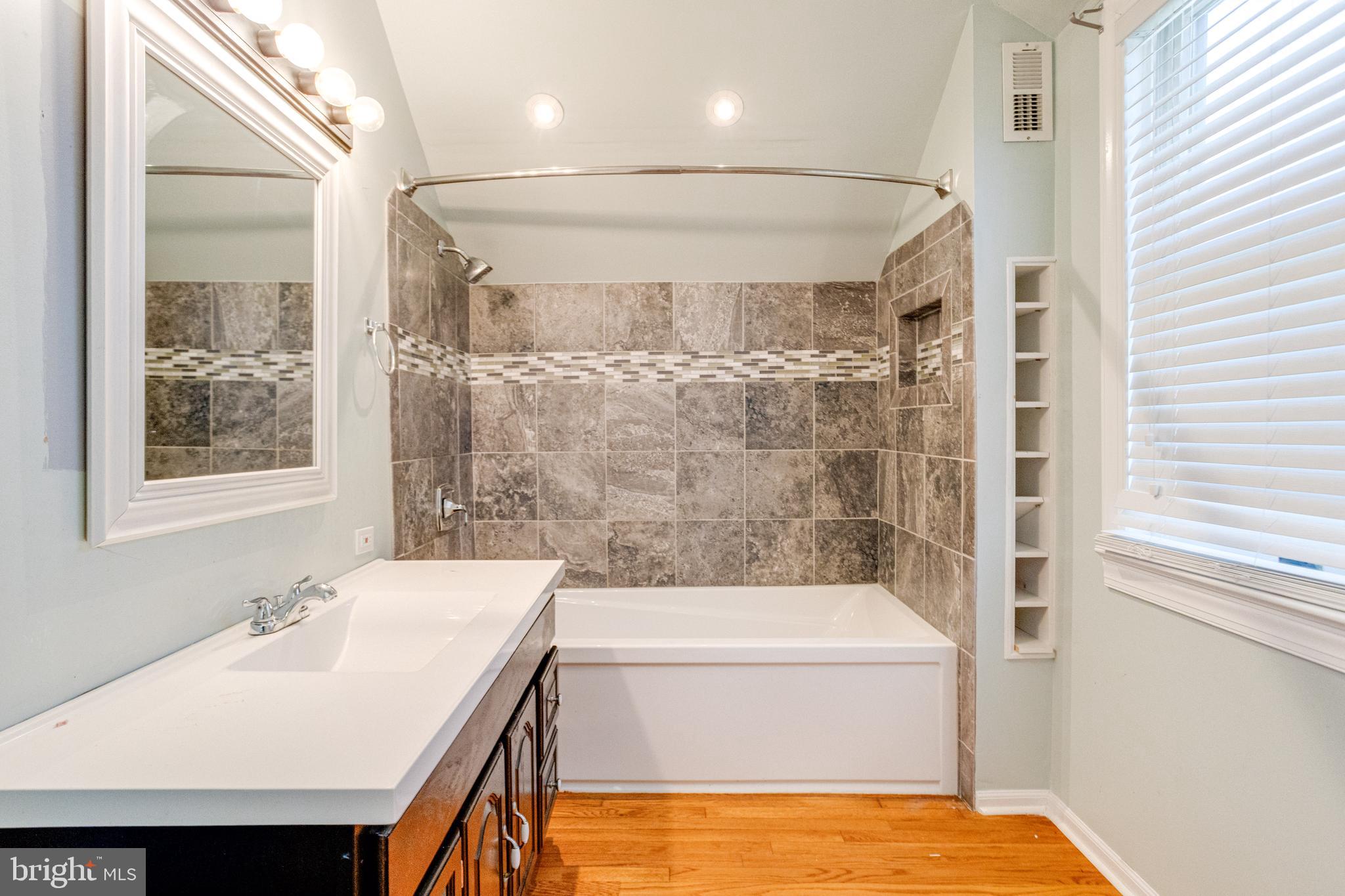 PARKVILLE - Residential