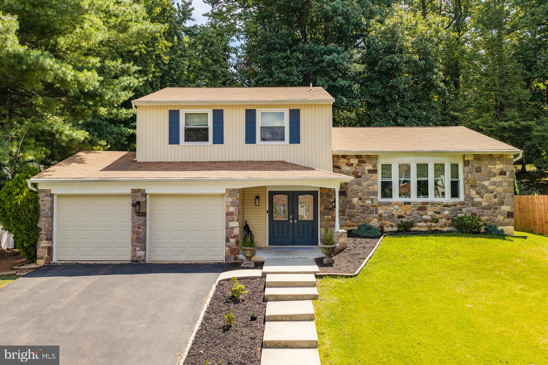 335 FOX HOLLOW DRIVE