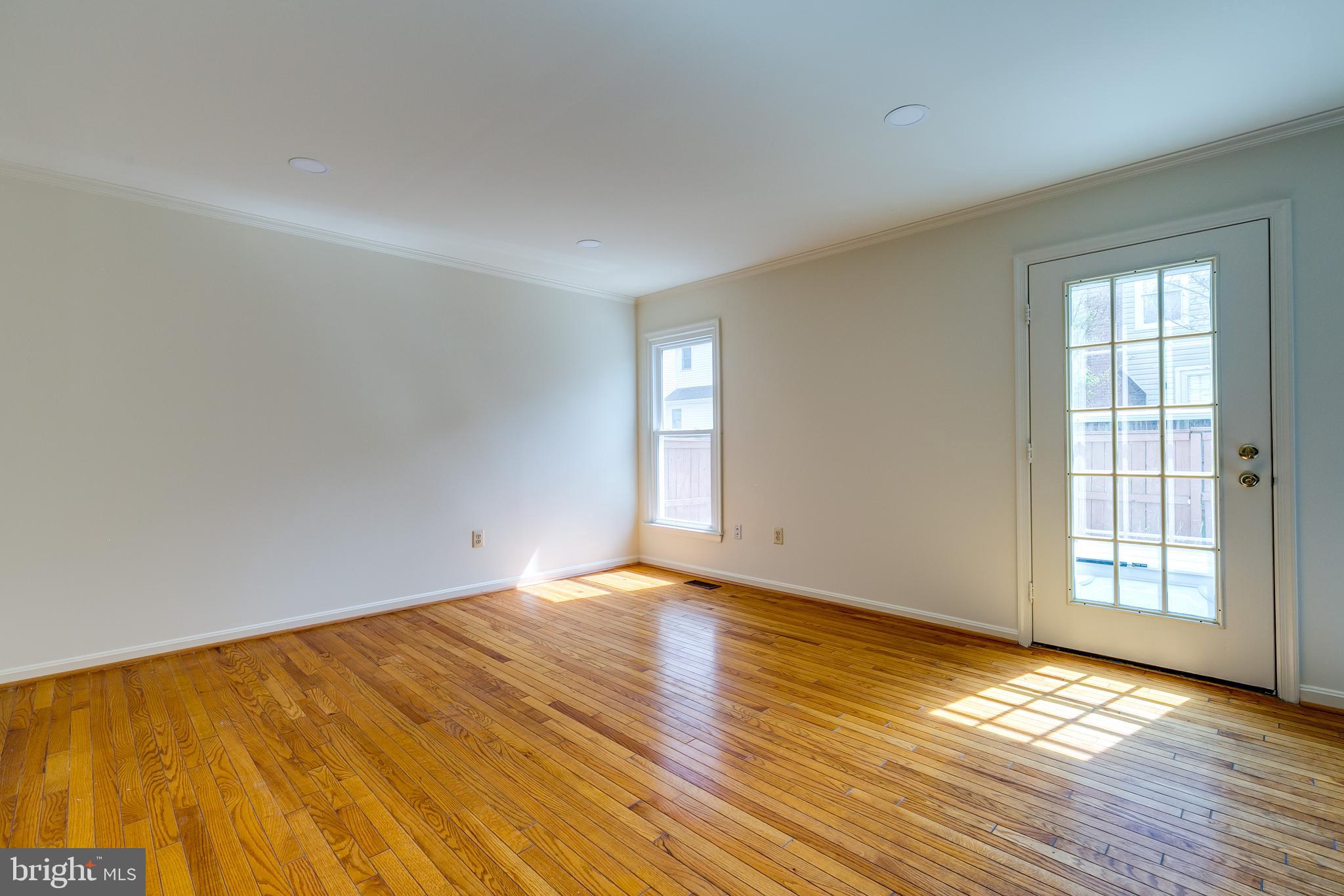 WOODLAND VILLAGE - Residential