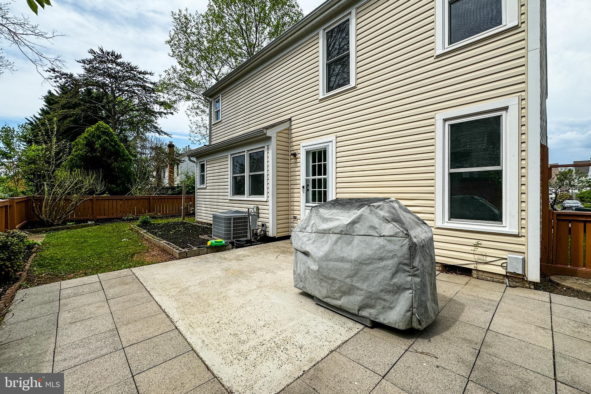 WOODLAND VILLAGE - Residential