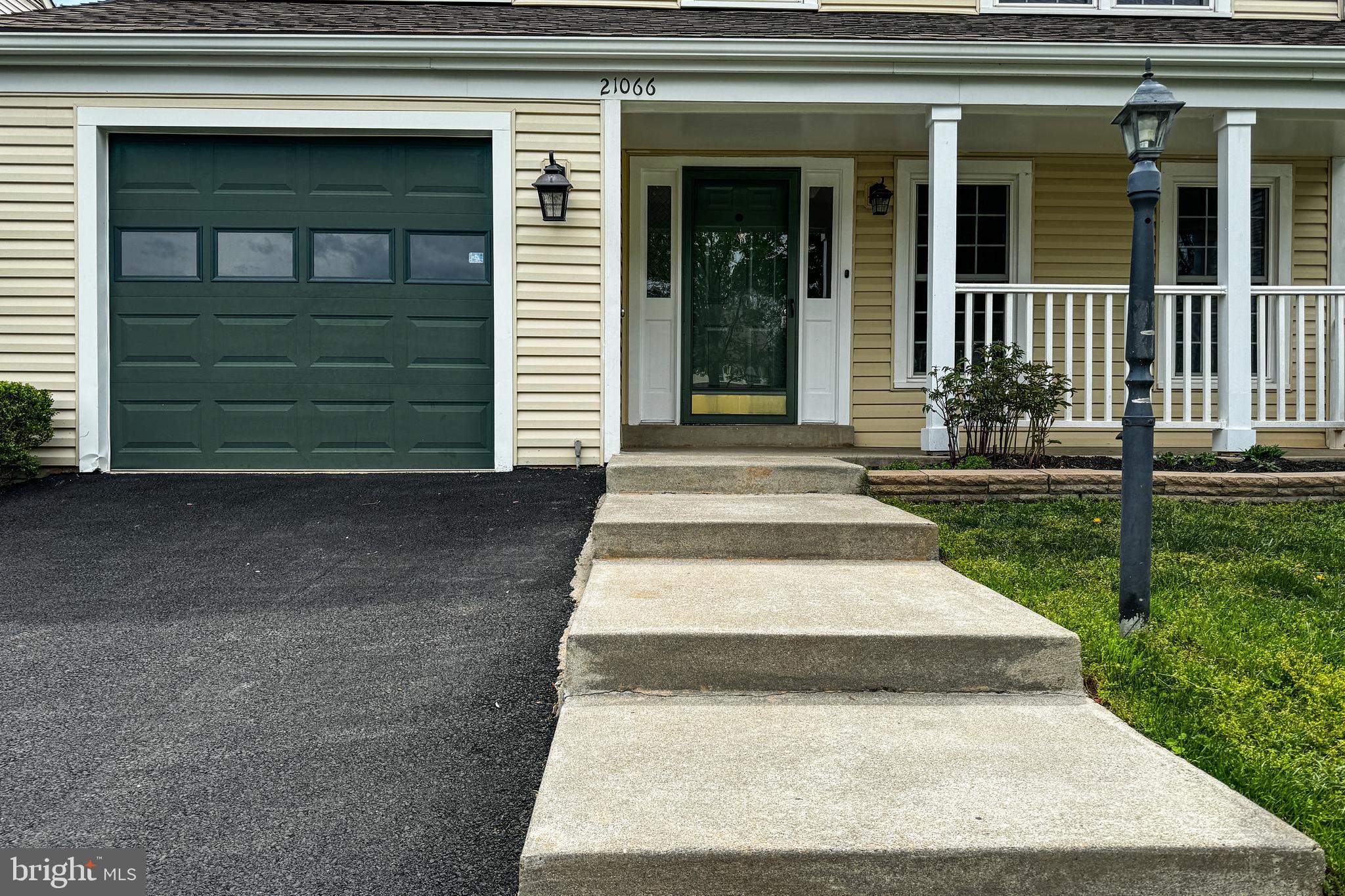 WOODLAND VILLAGE - Residential