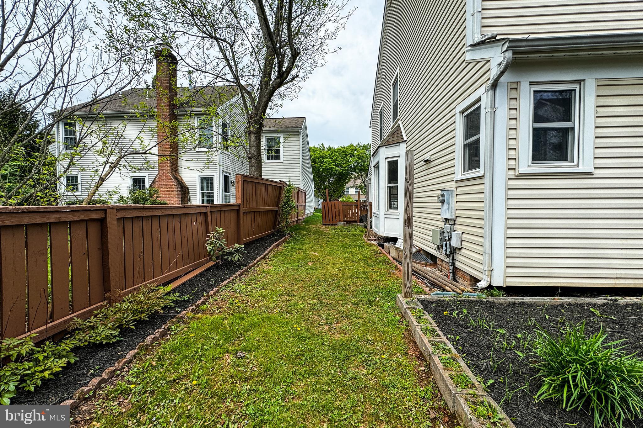 WOODLAND VILLAGE - Residential