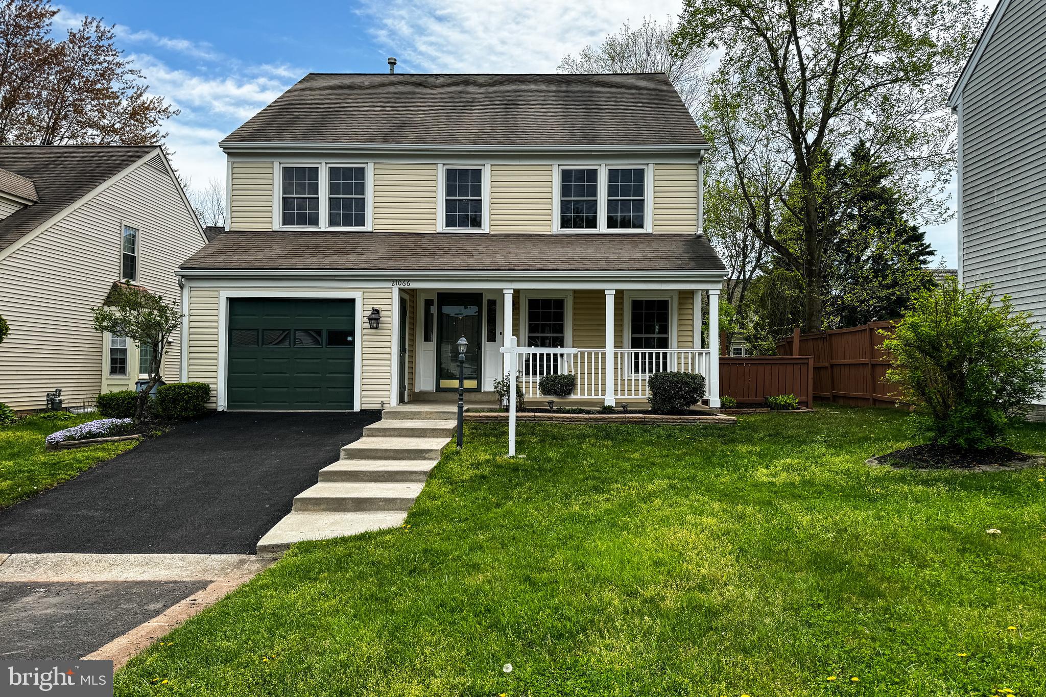 WOODLAND VILLAGE - Residential