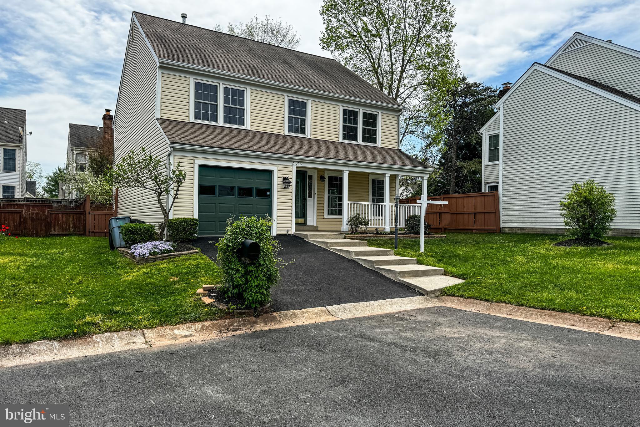 WOODLAND VILLAGE - Residential