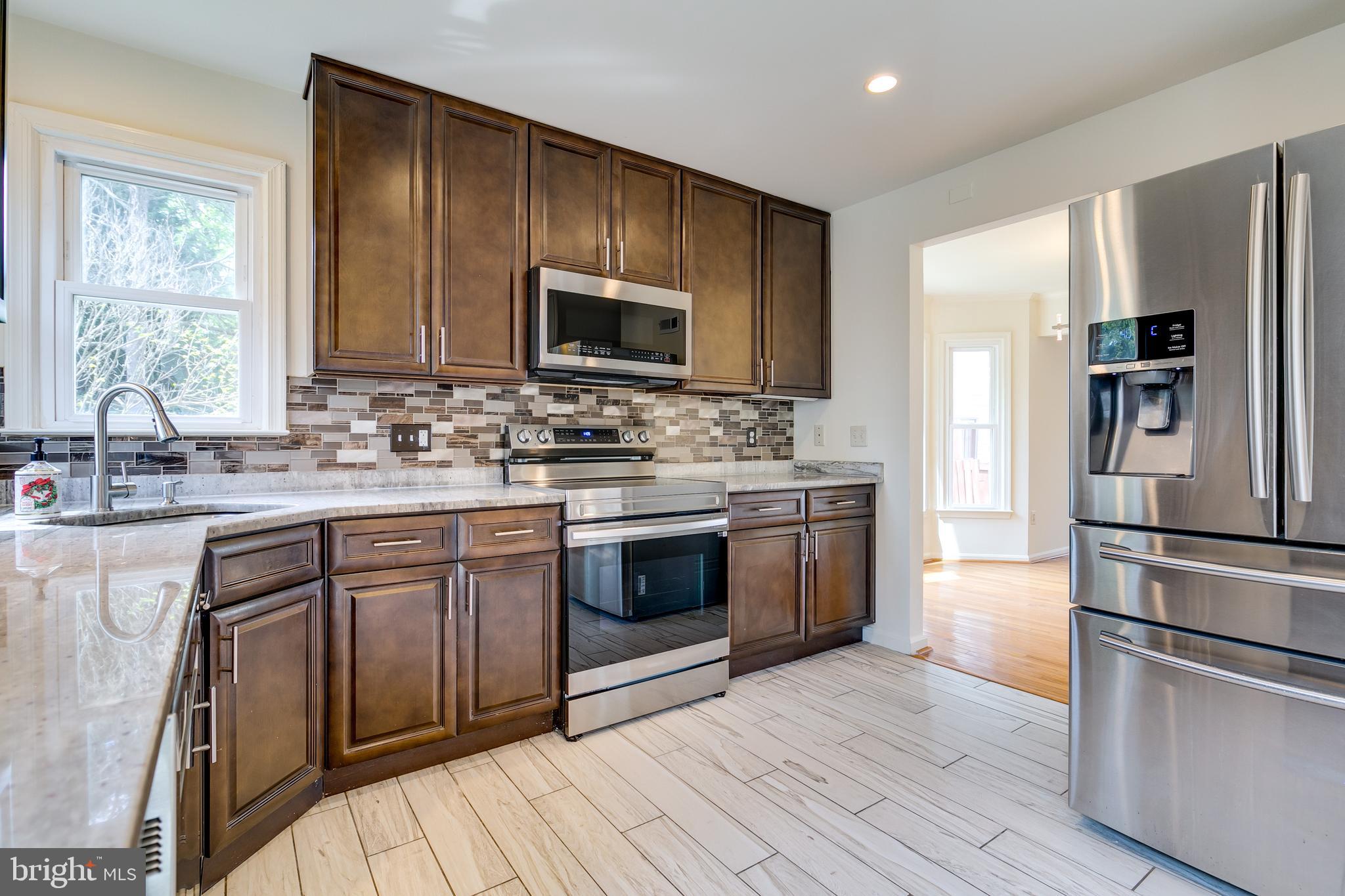 WOODLAND VILLAGE - Residential