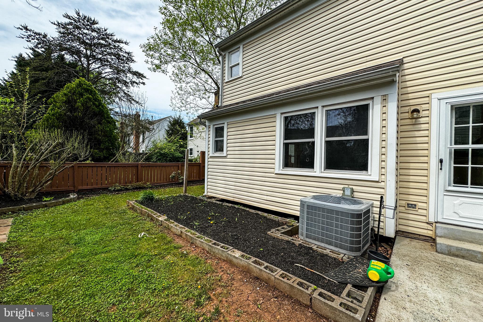 WOODLAND VILLAGE - Residential