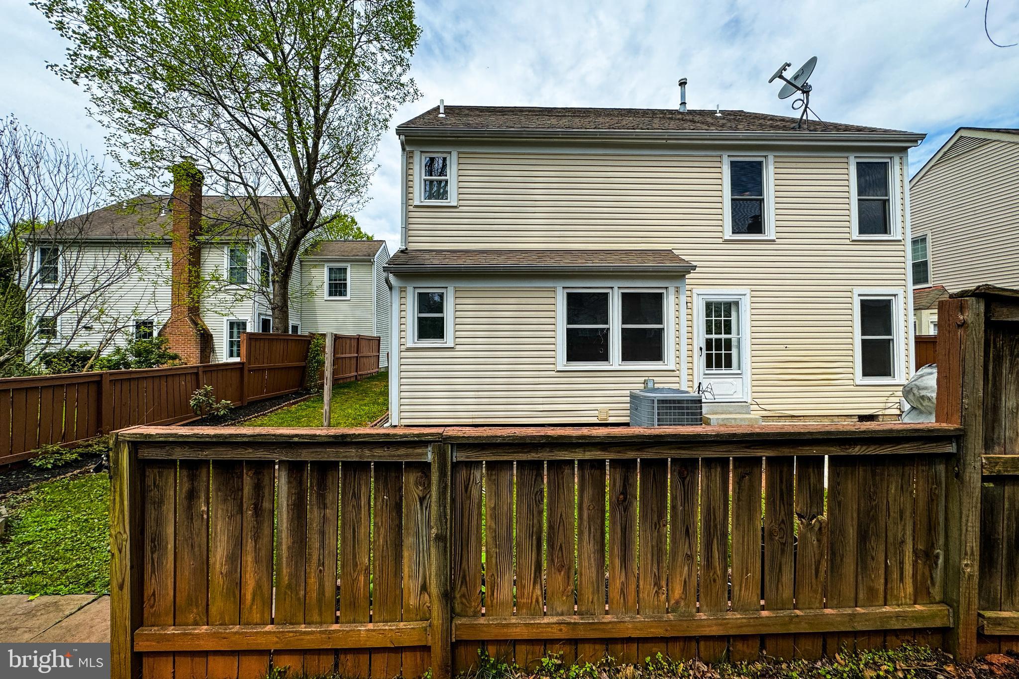 WOODLAND VILLAGE - Residential