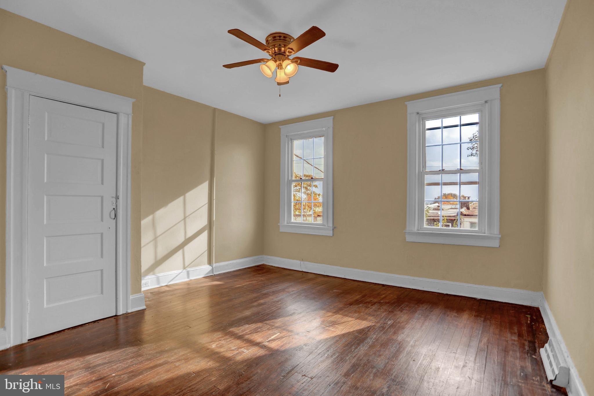 WAVERLY - Residential