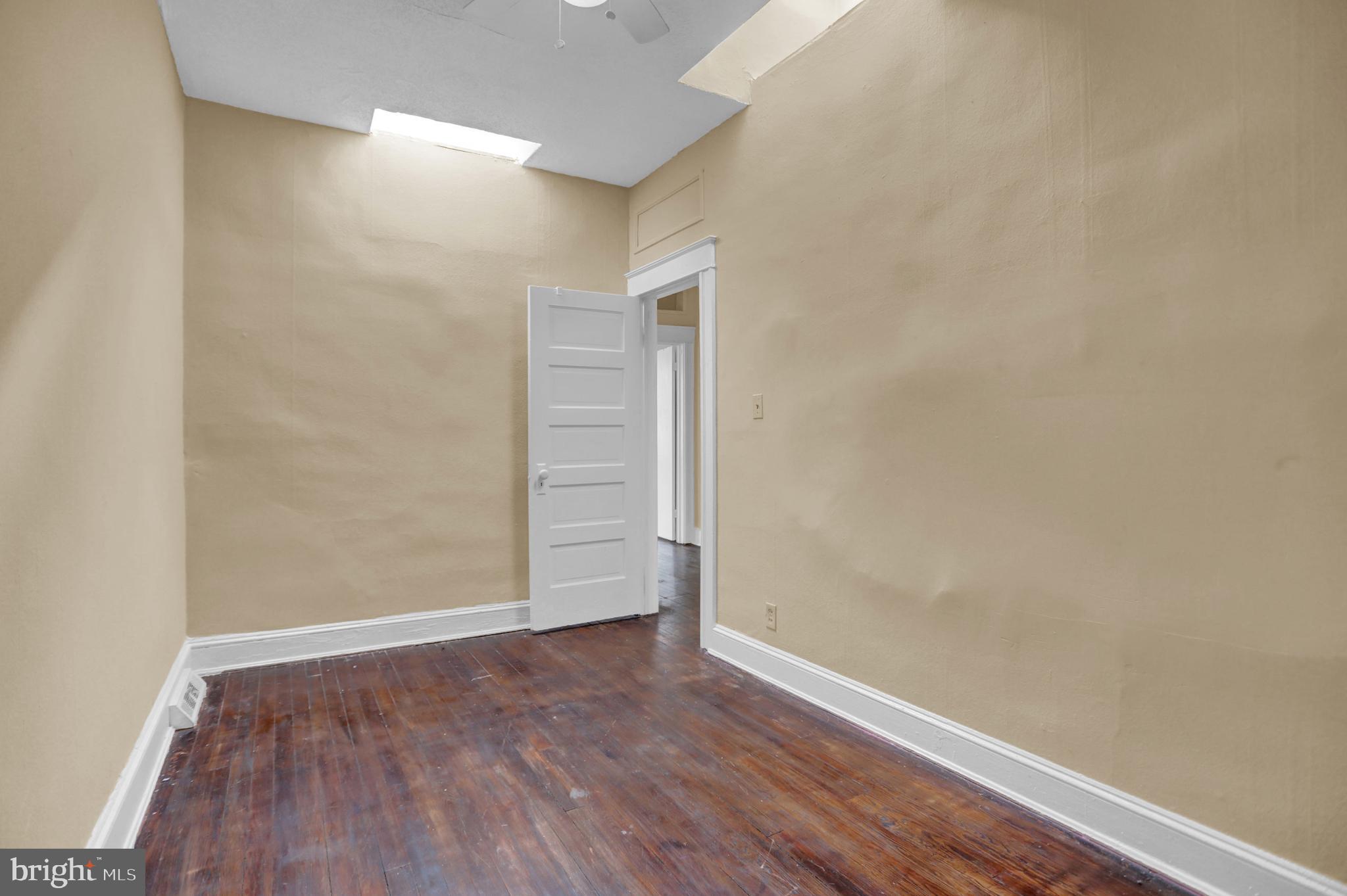 WAVERLY - Residential