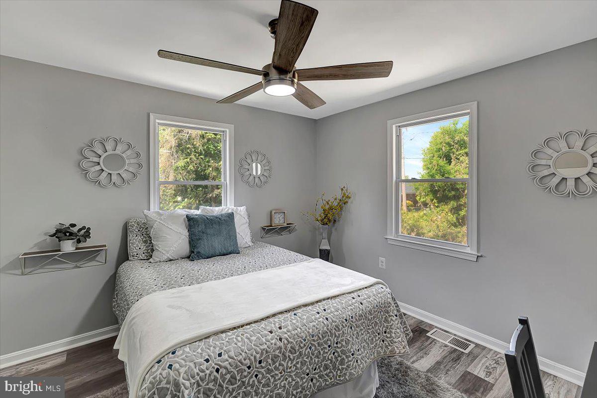 HAMILTON HILLS - Residential