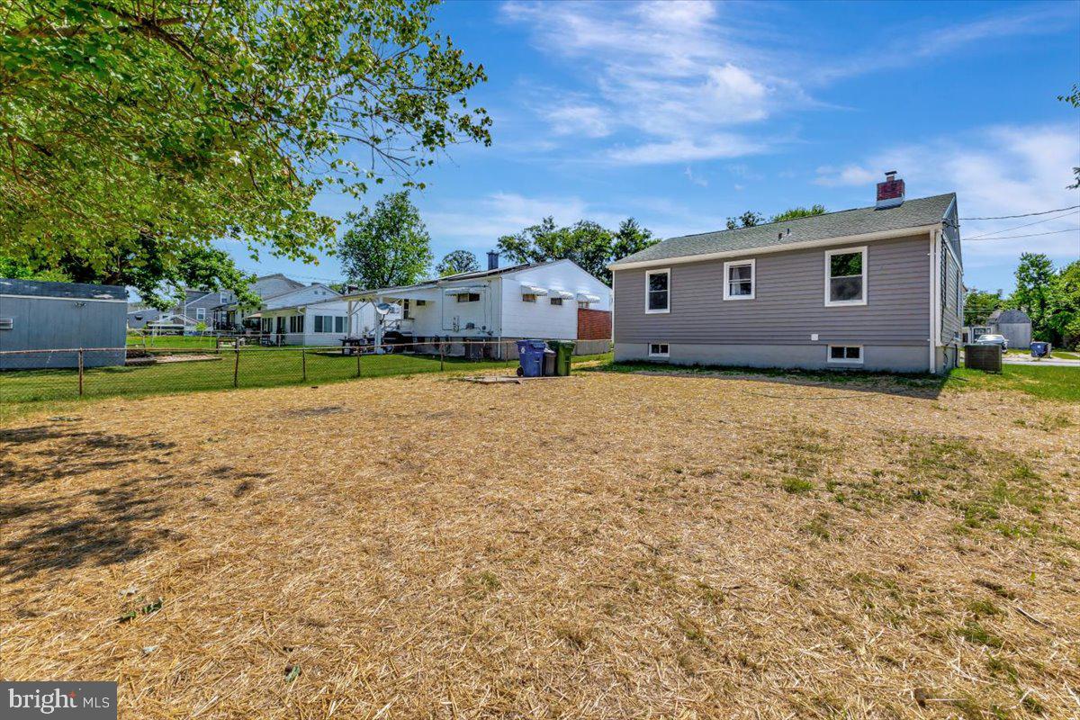 HAMILTON HILLS - Residential