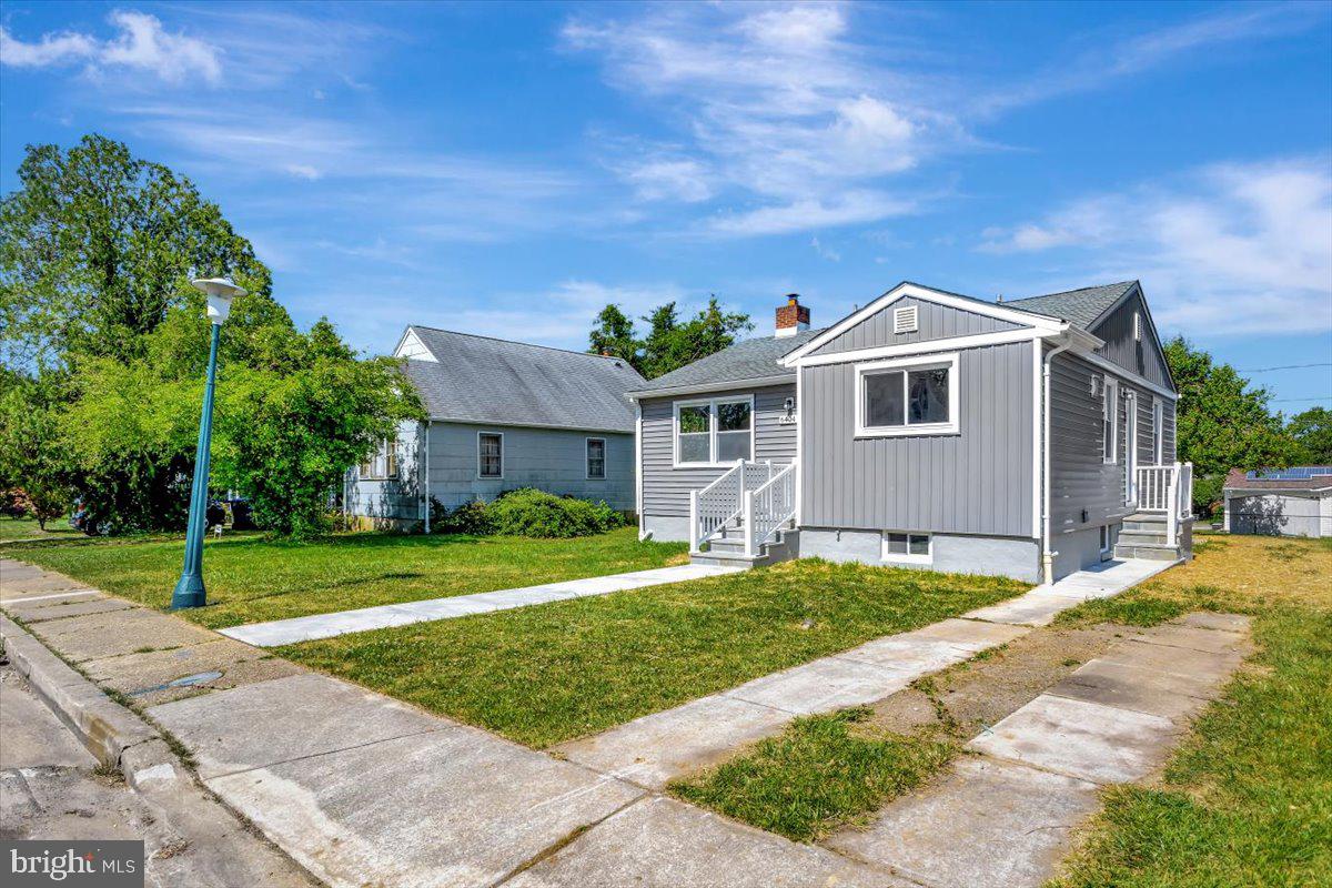 HAMILTON HILLS - Residential