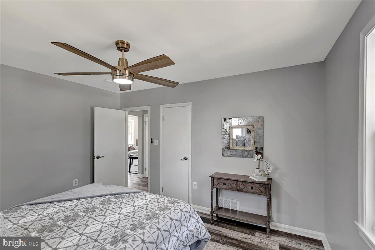 HAMILTON HILLS - Residential