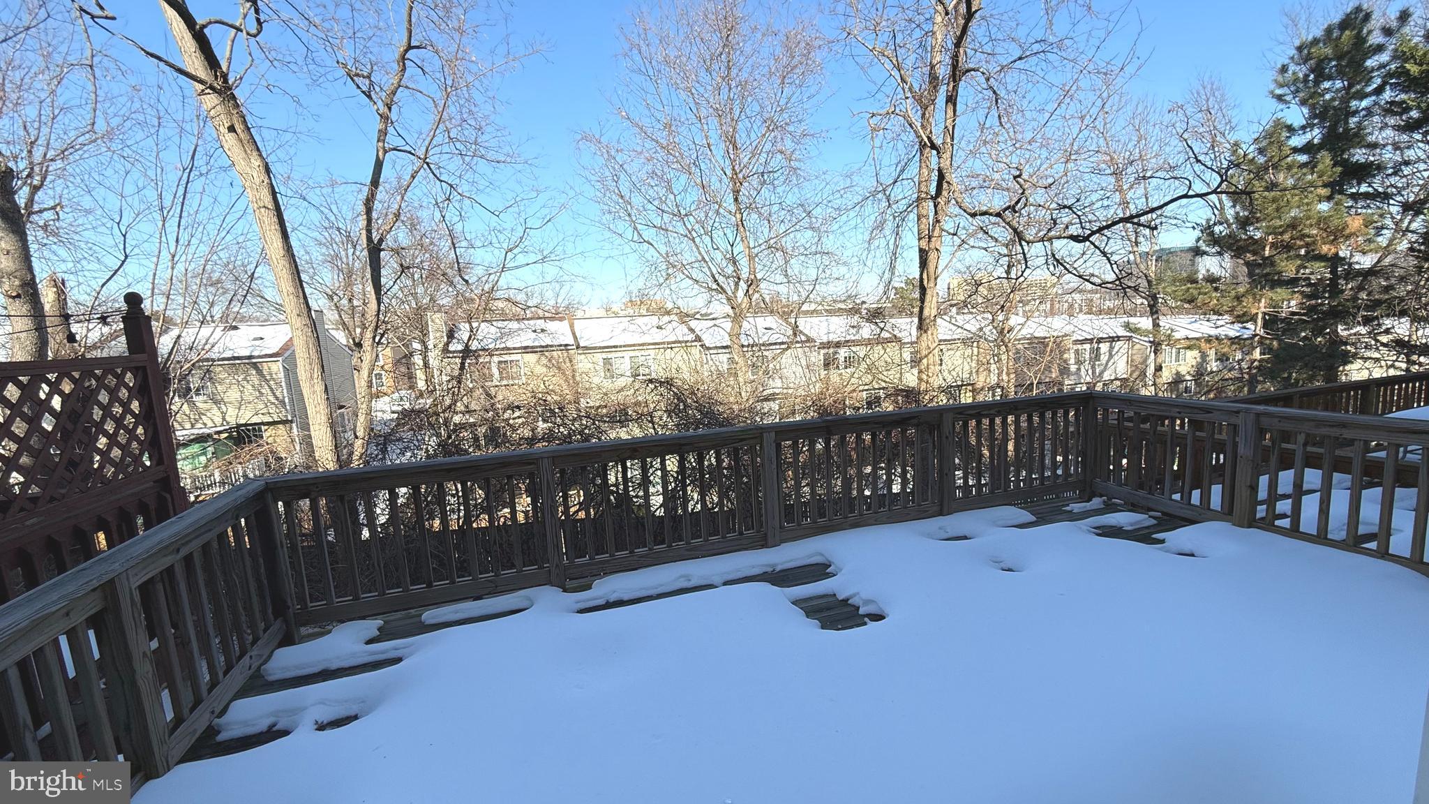 COURTHOUSE STATION - Residential