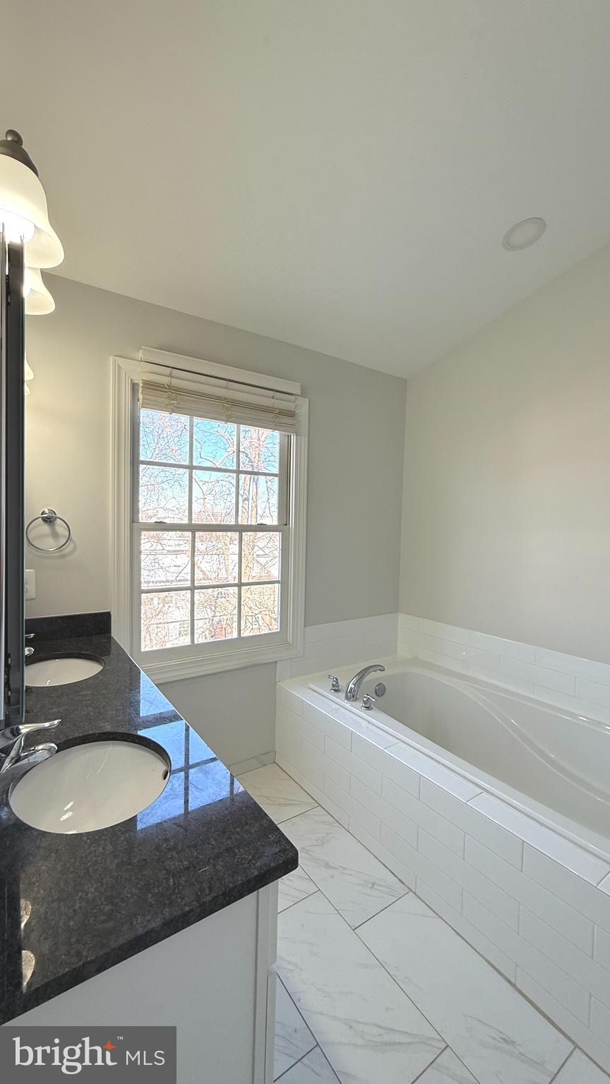 COURTHOUSE STATION - Residential