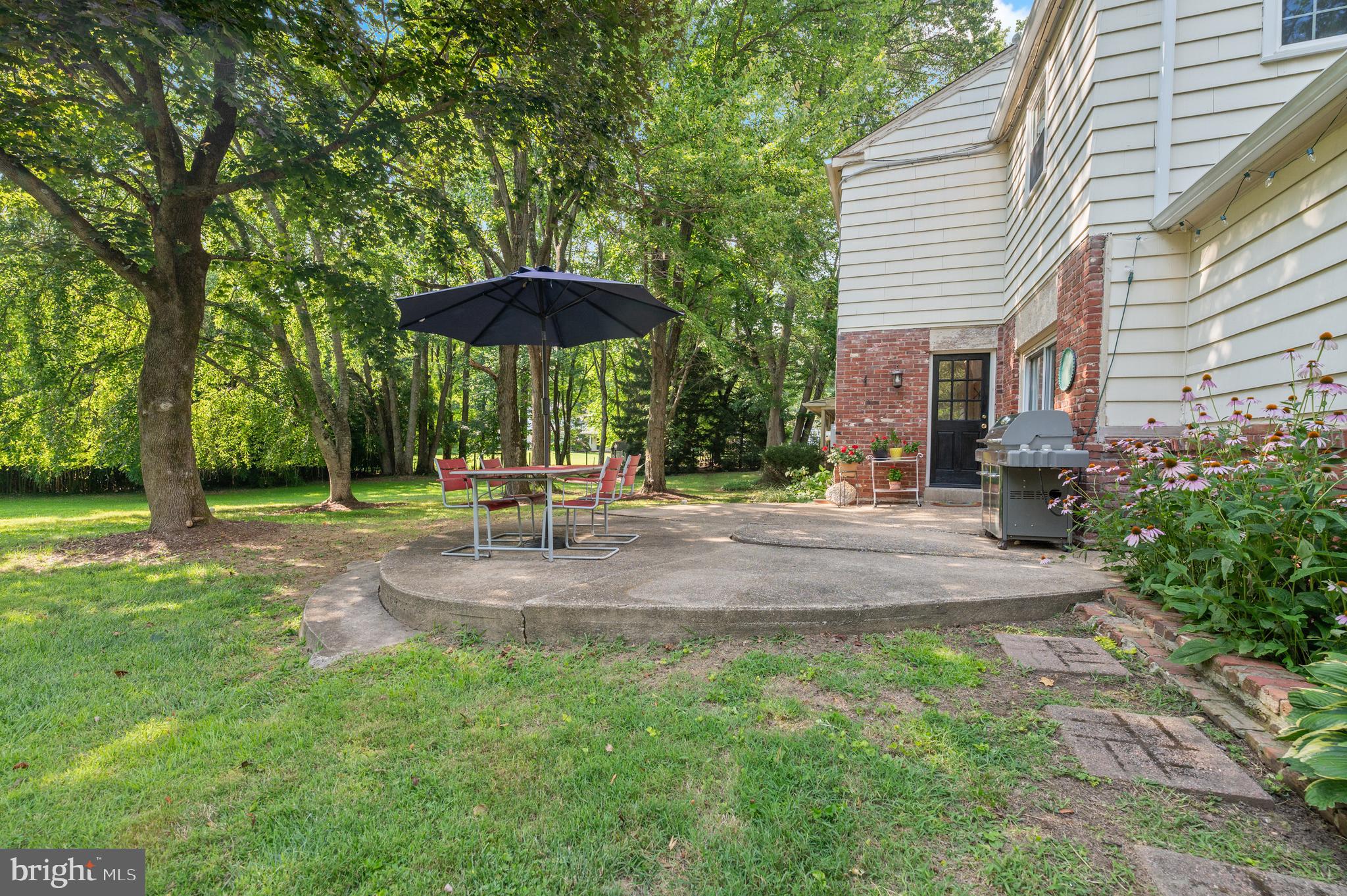 SUGARPOINTE - Residential