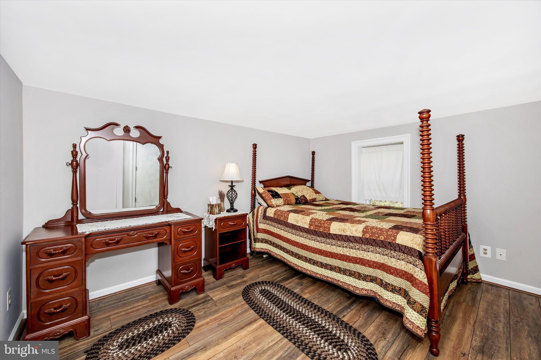 MIDDLETOWN - Residential