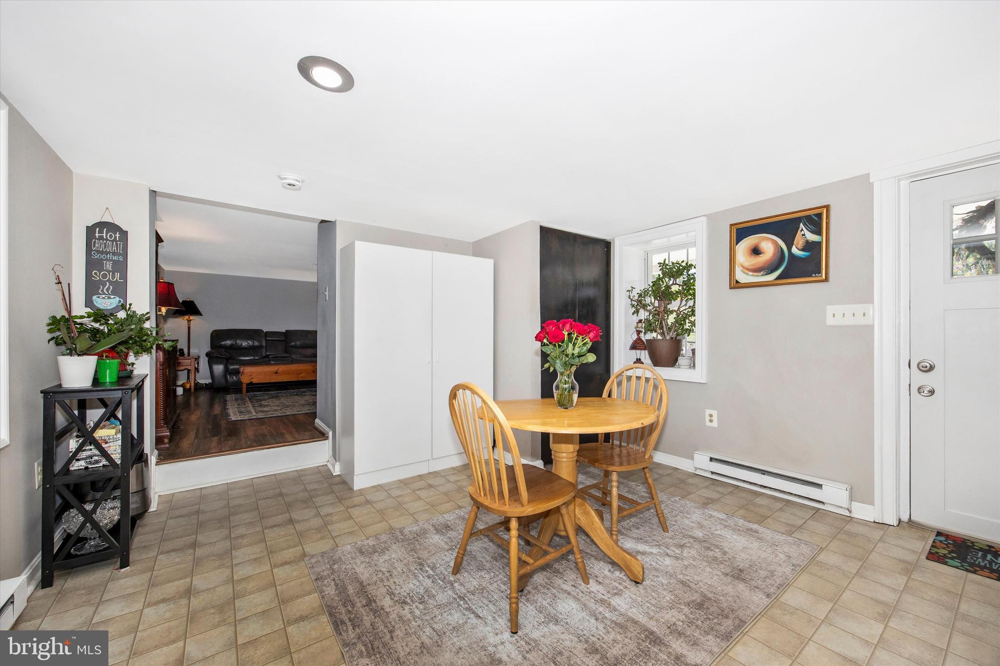 MIDDLETOWN - Residential