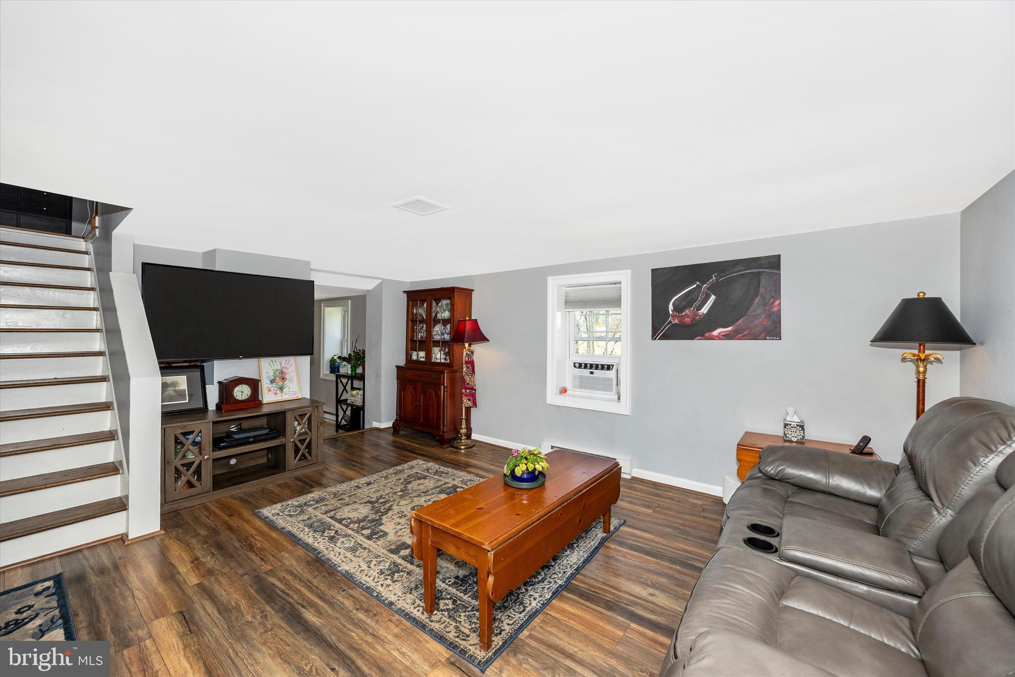 MIDDLETOWN - Residential