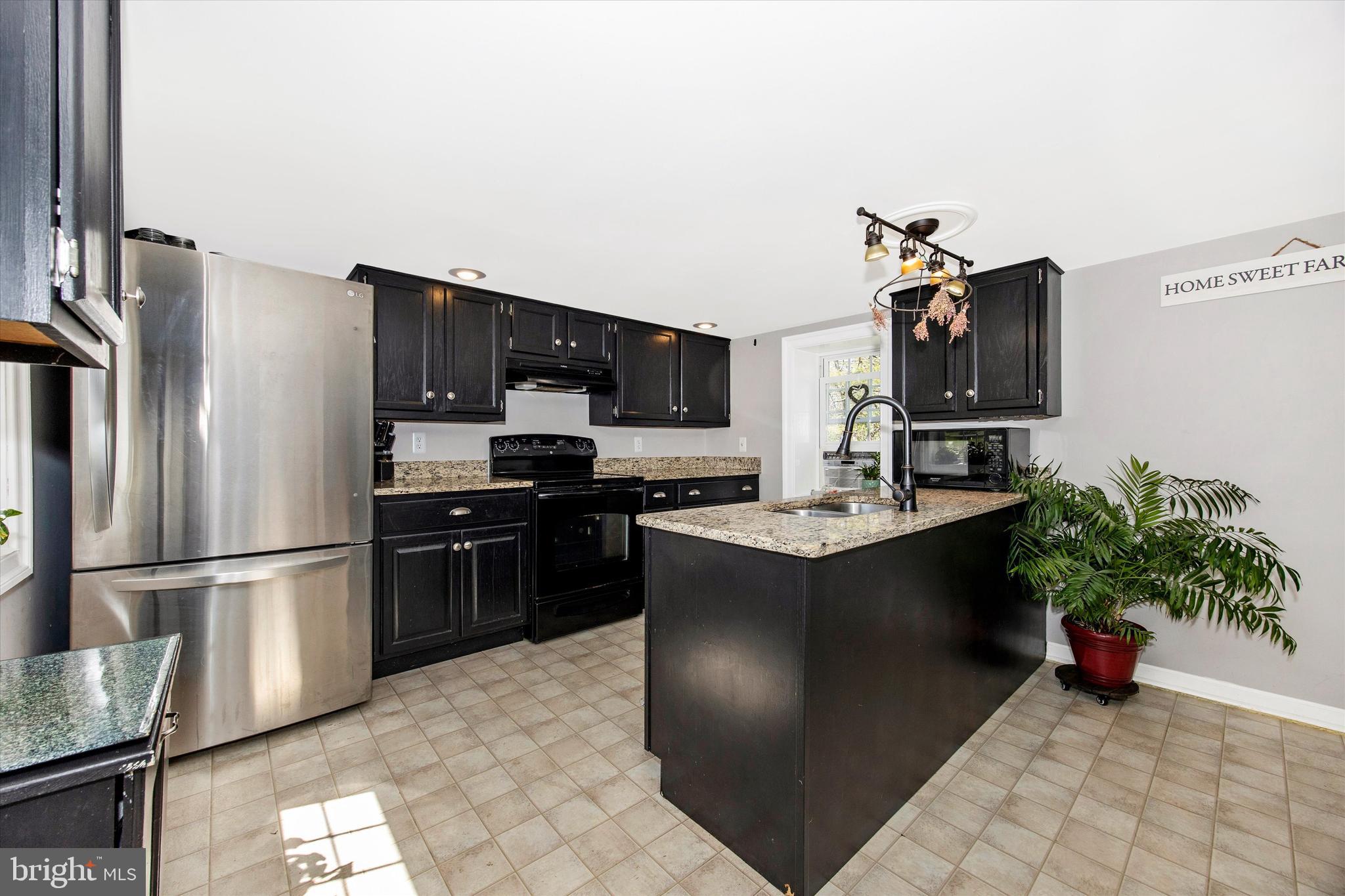MIDDLETOWN - Residential