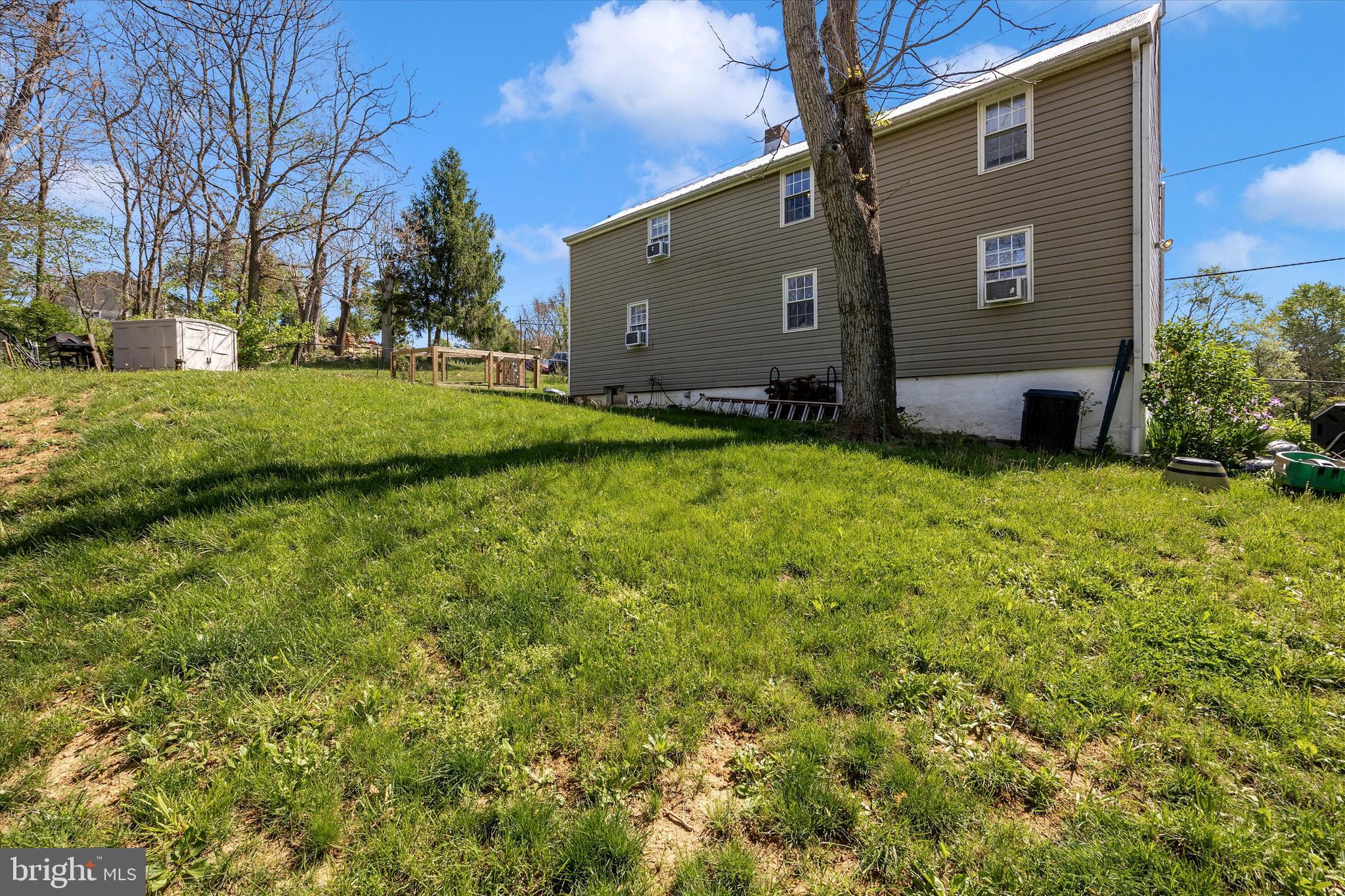 MIDDLETOWN - Residential