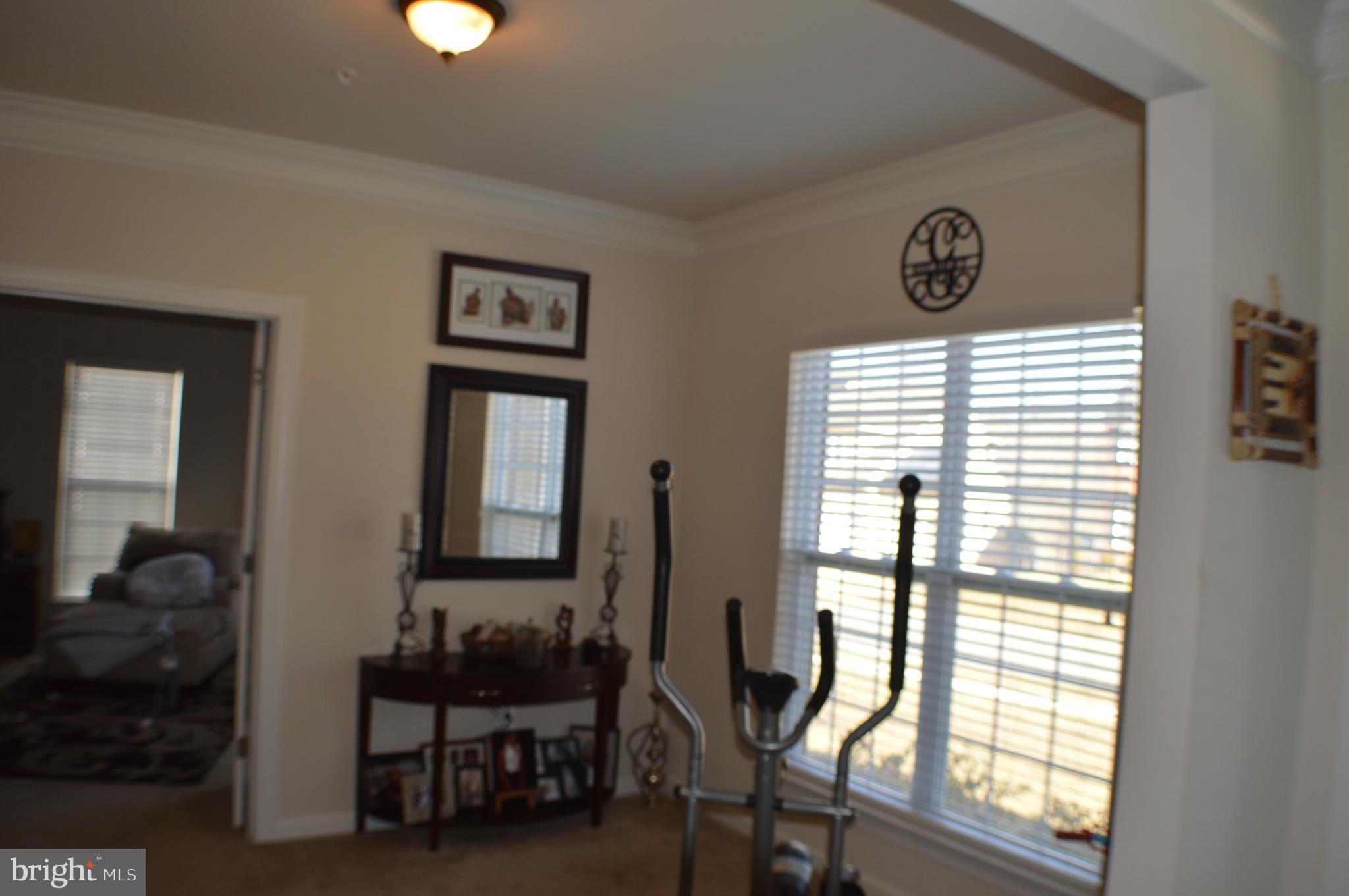 SAVANNAH VILLAGE - Residential Lease