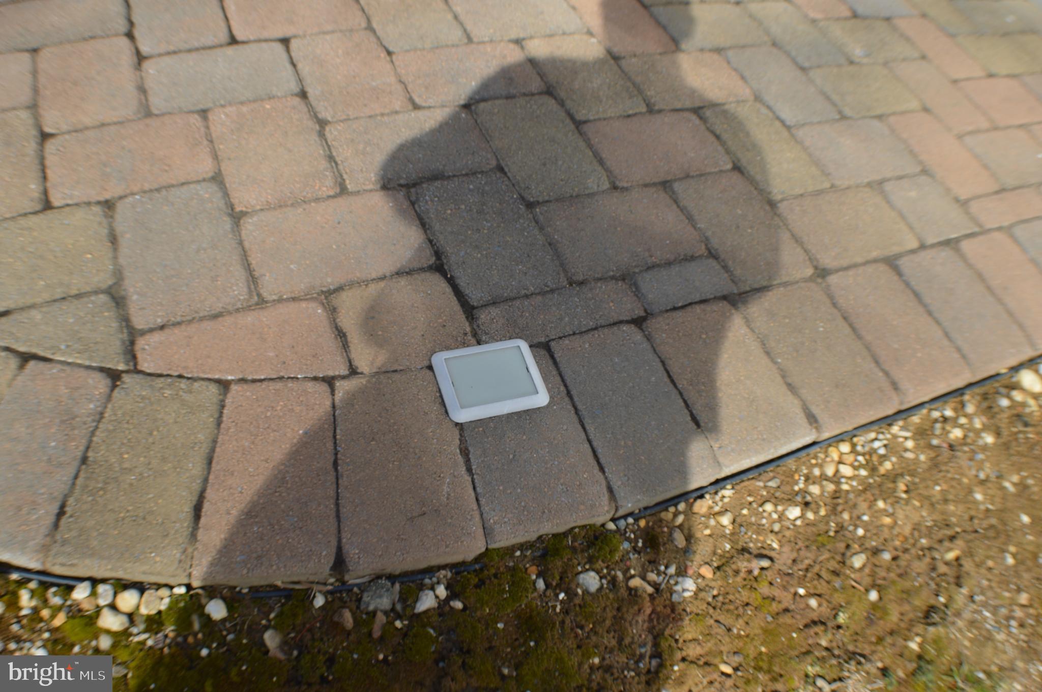 SAVANNAH VILLAGE - Residential Lease