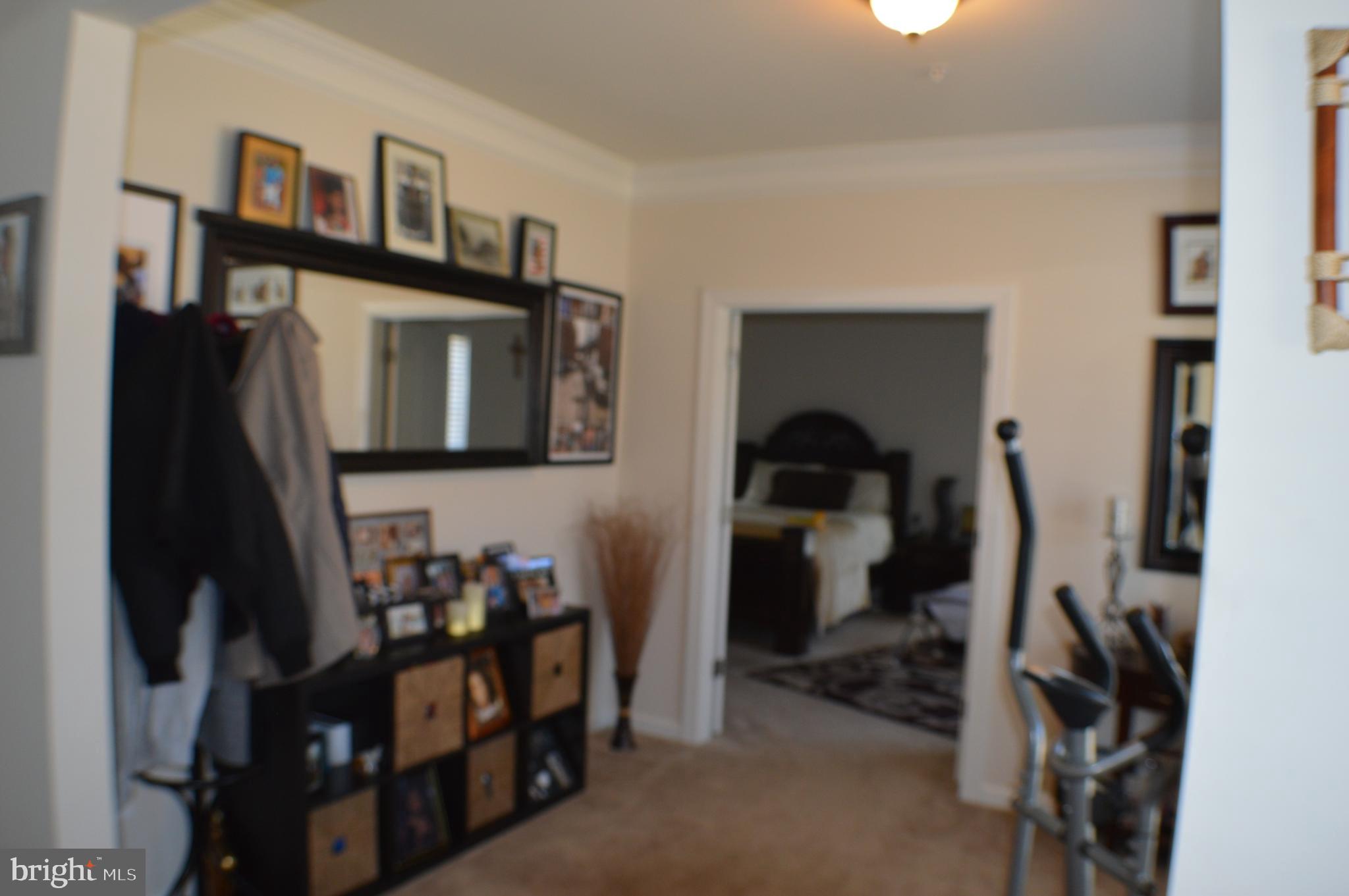 SAVANNAH VILLAGE - Residential Lease