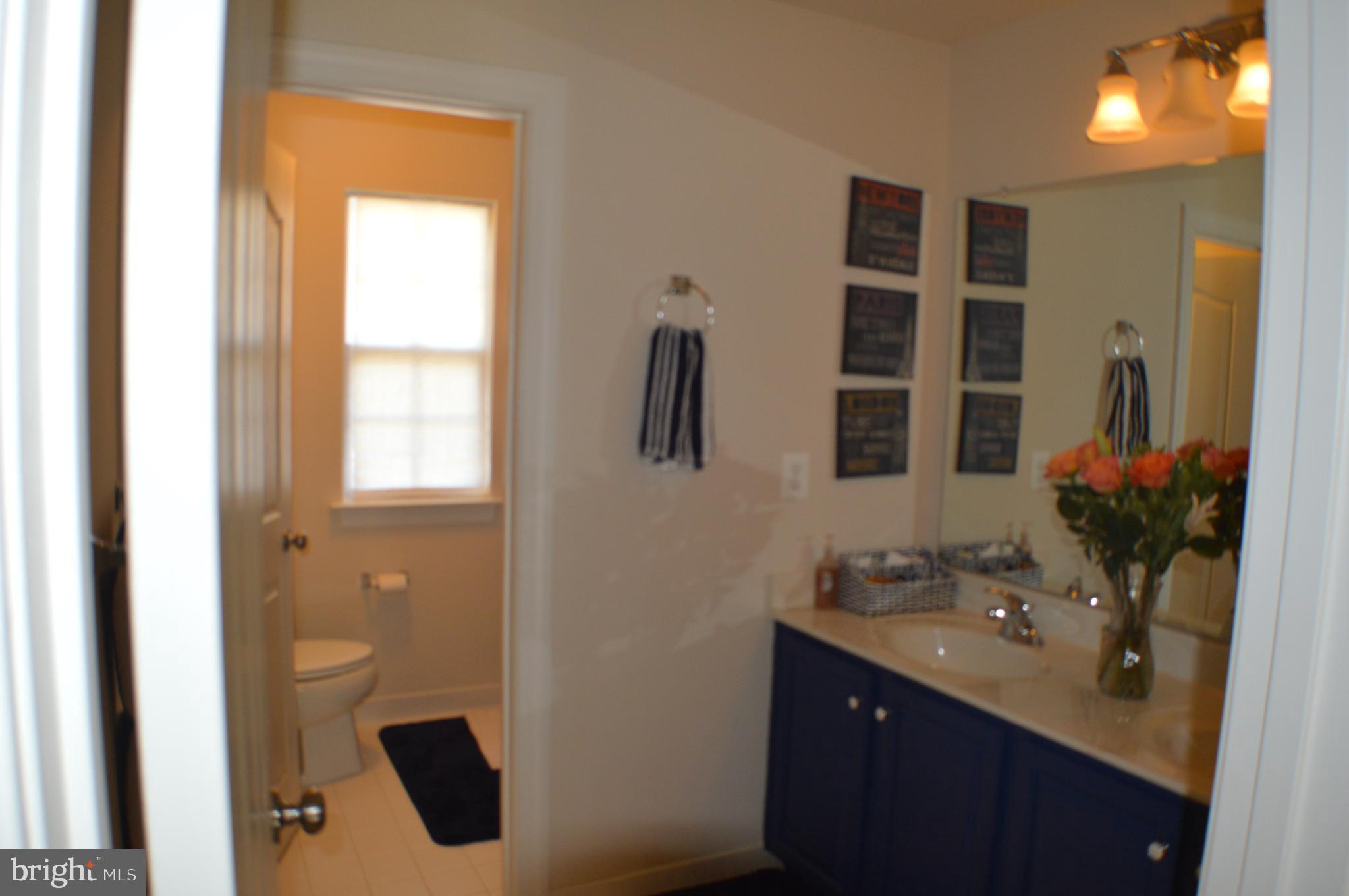 SAVANNAH VILLAGE - Residential Lease