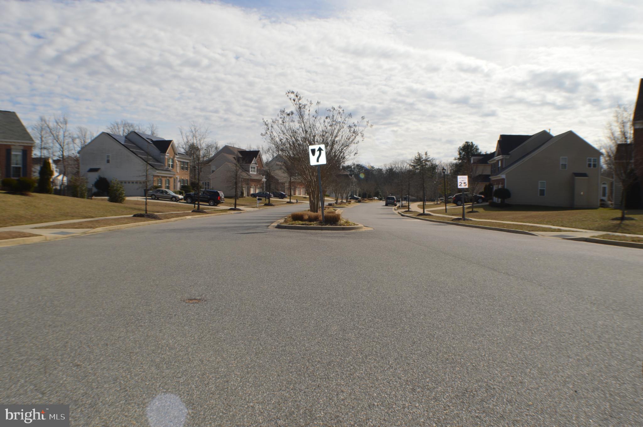 SAVANNAH VILLAGE - Residential Lease