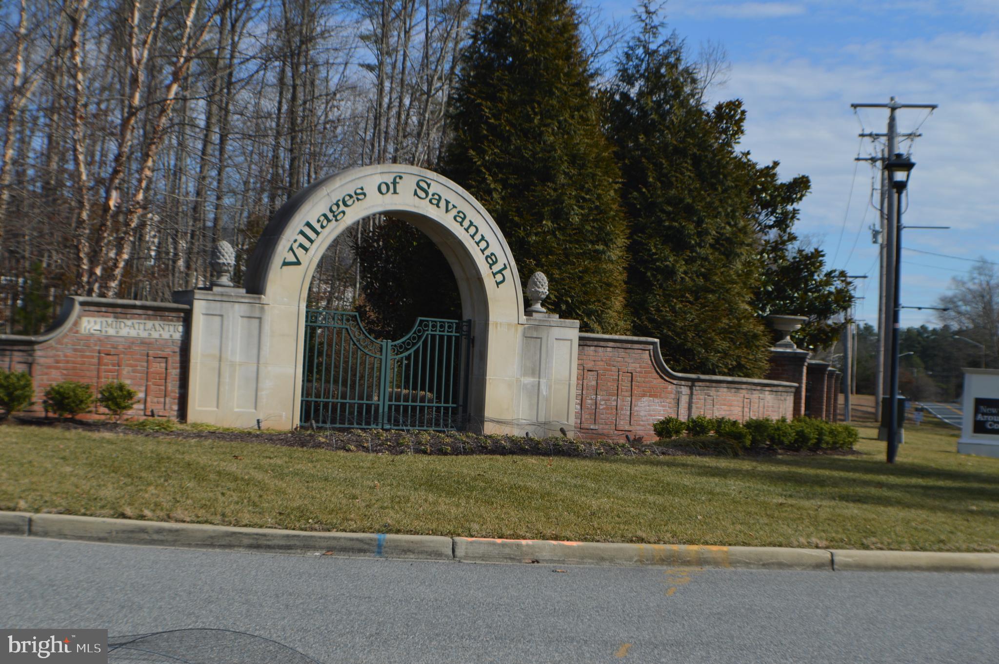 SAVANNAH VILLAGE - Residential Lease