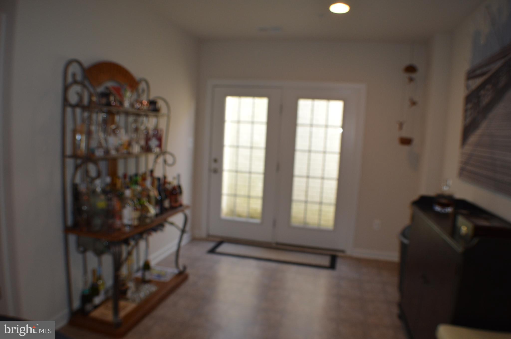 SAVANNAH VILLAGE - Residential Lease