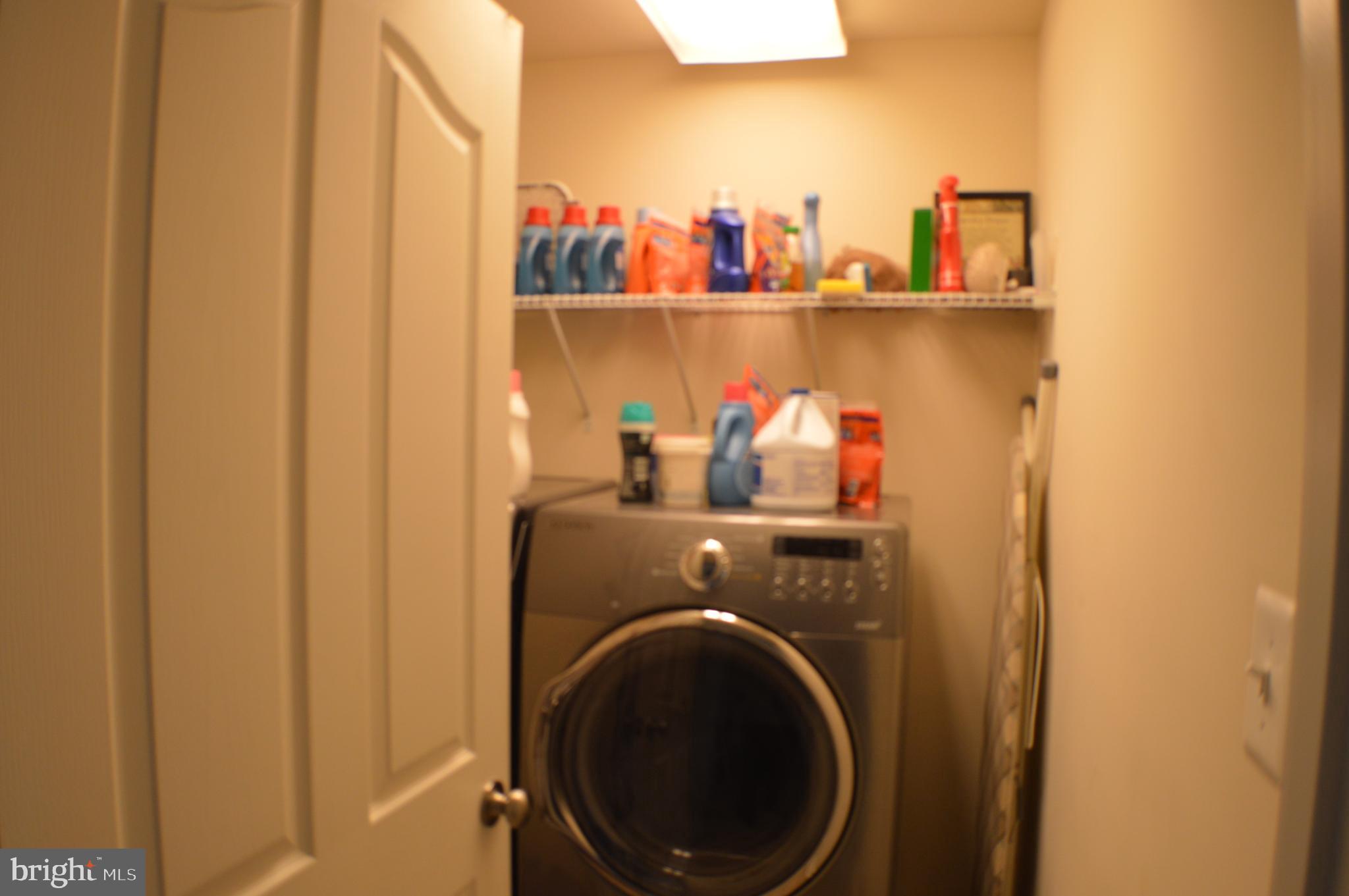 SAVANNAH VILLAGE - Residential Lease