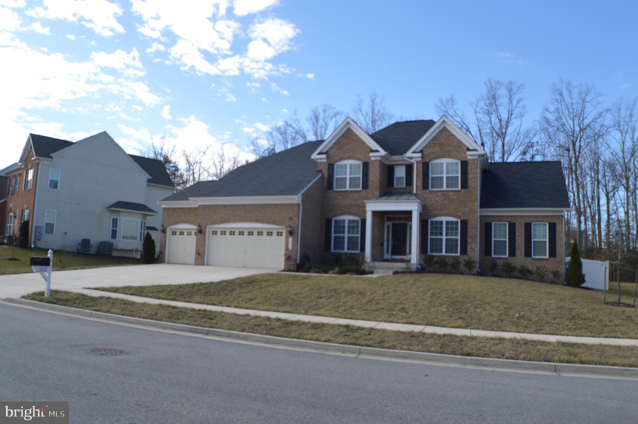 SAVANNAH VILLAGE - Residential Lease