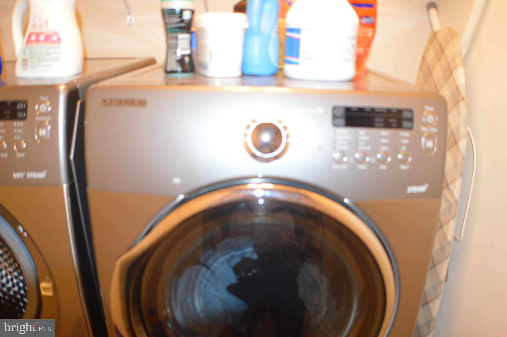 SAVANNAH VILLAGE - Residential Lease