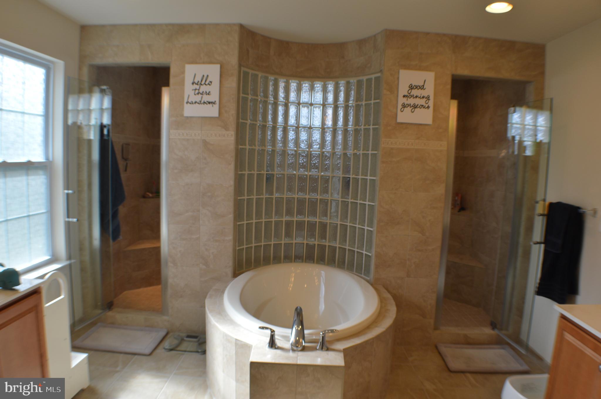 SAVANNAH VILLAGE - Residential Lease