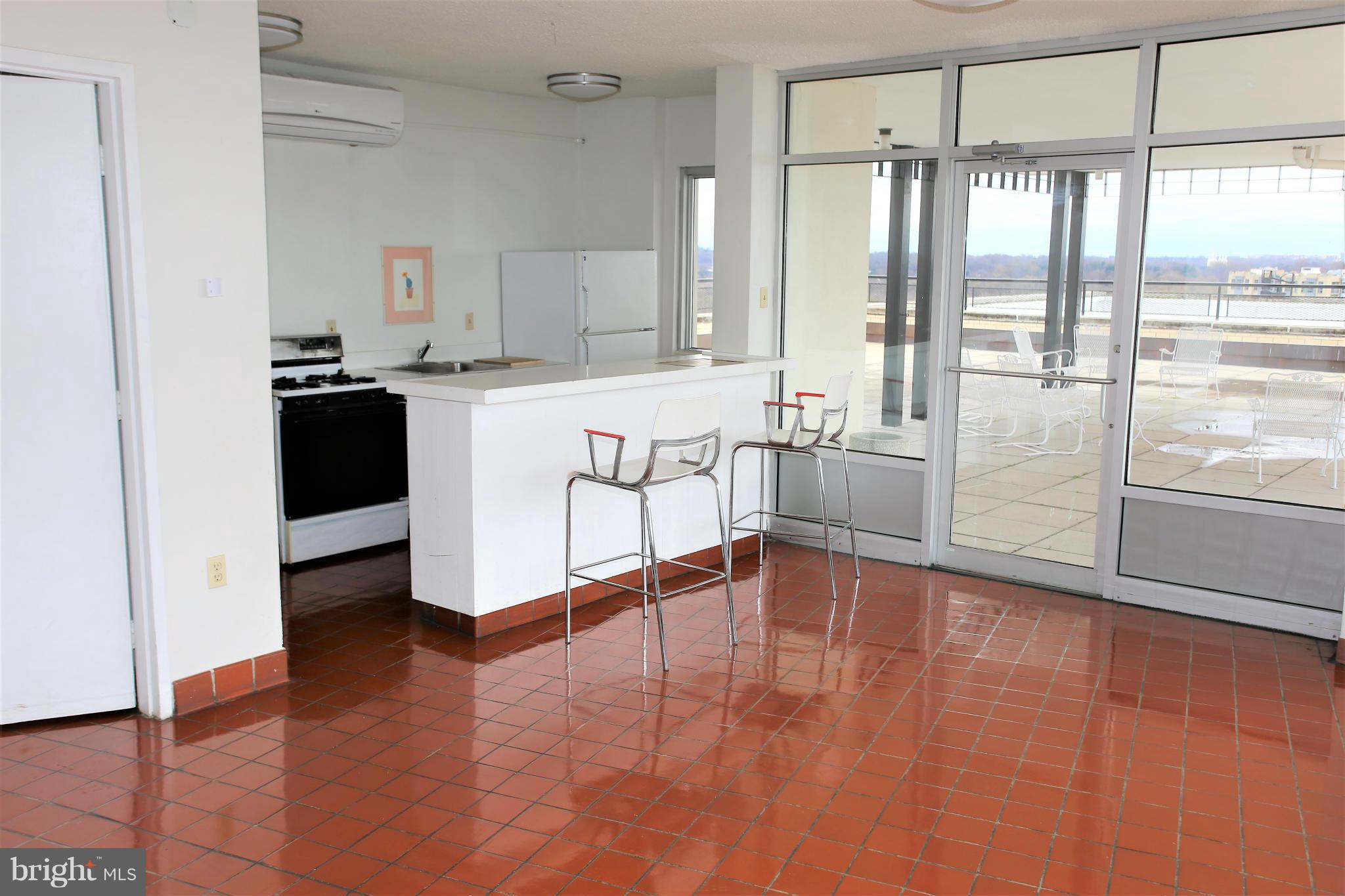 GROSVENOR PARK - Residential Lease