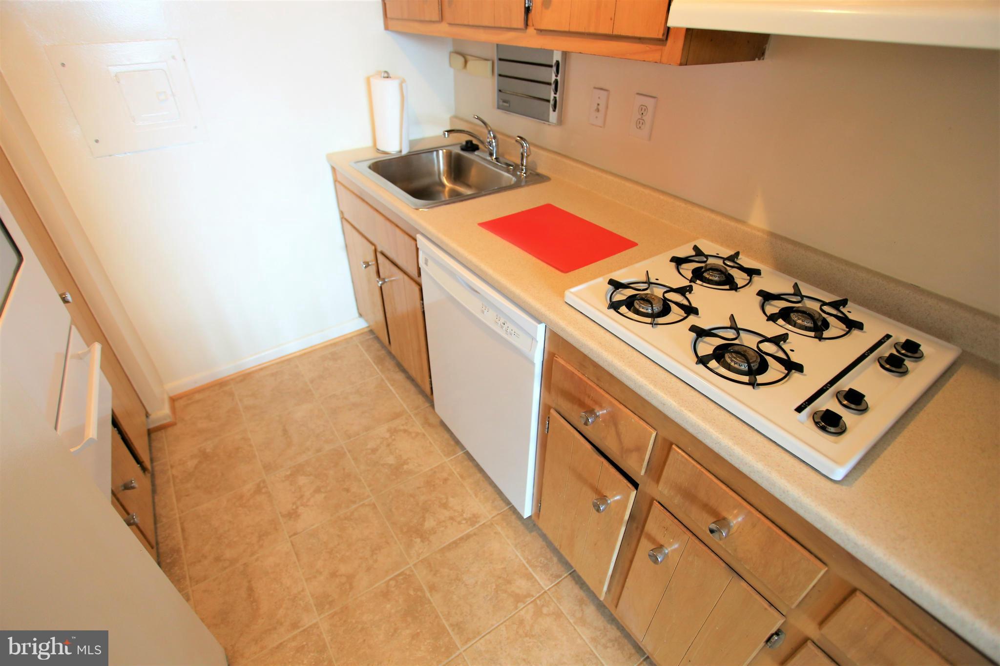 GROSVENOR PARK - Residential Lease