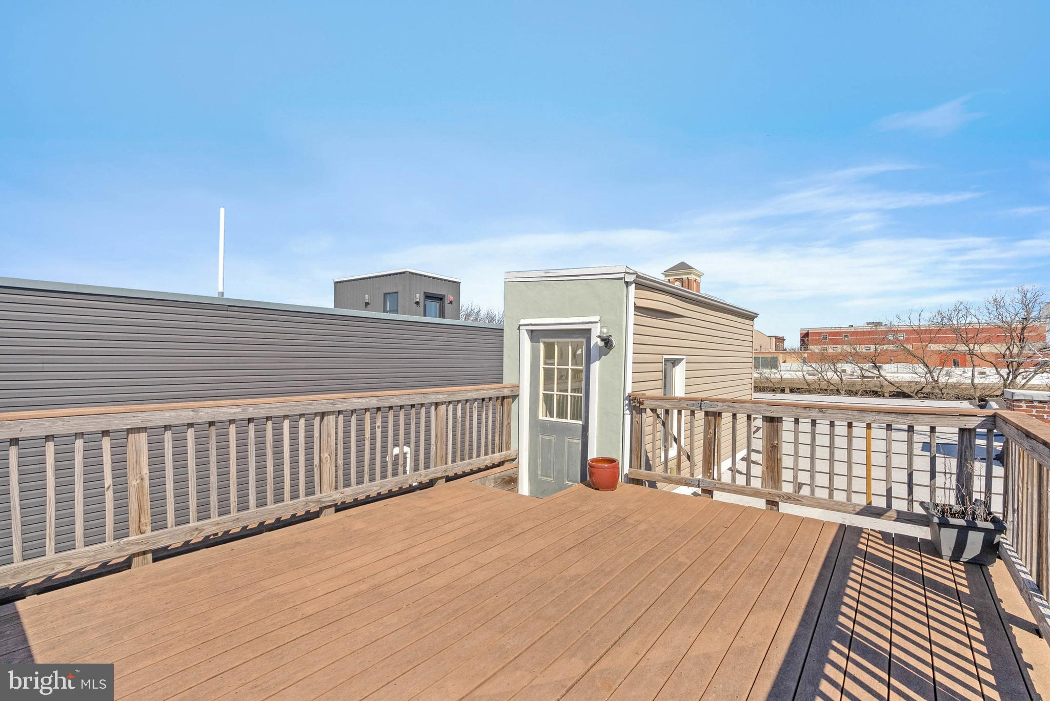 FAIRMOUNT - Residential Lease