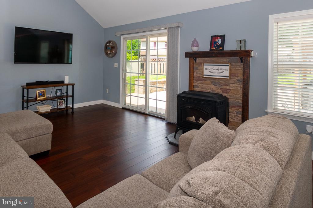 141 POND VIEW DRIVE