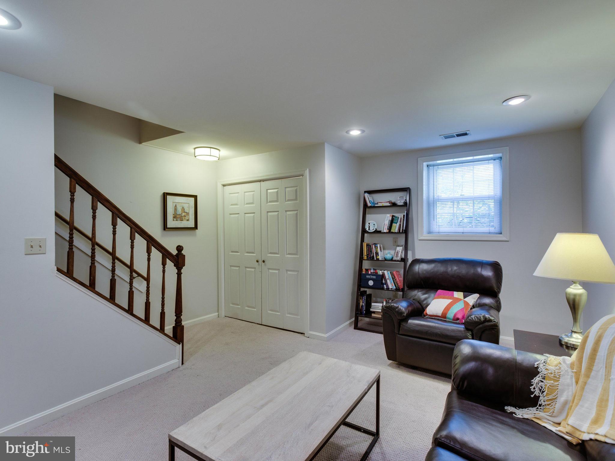 OLD TOWN STATION - Residential