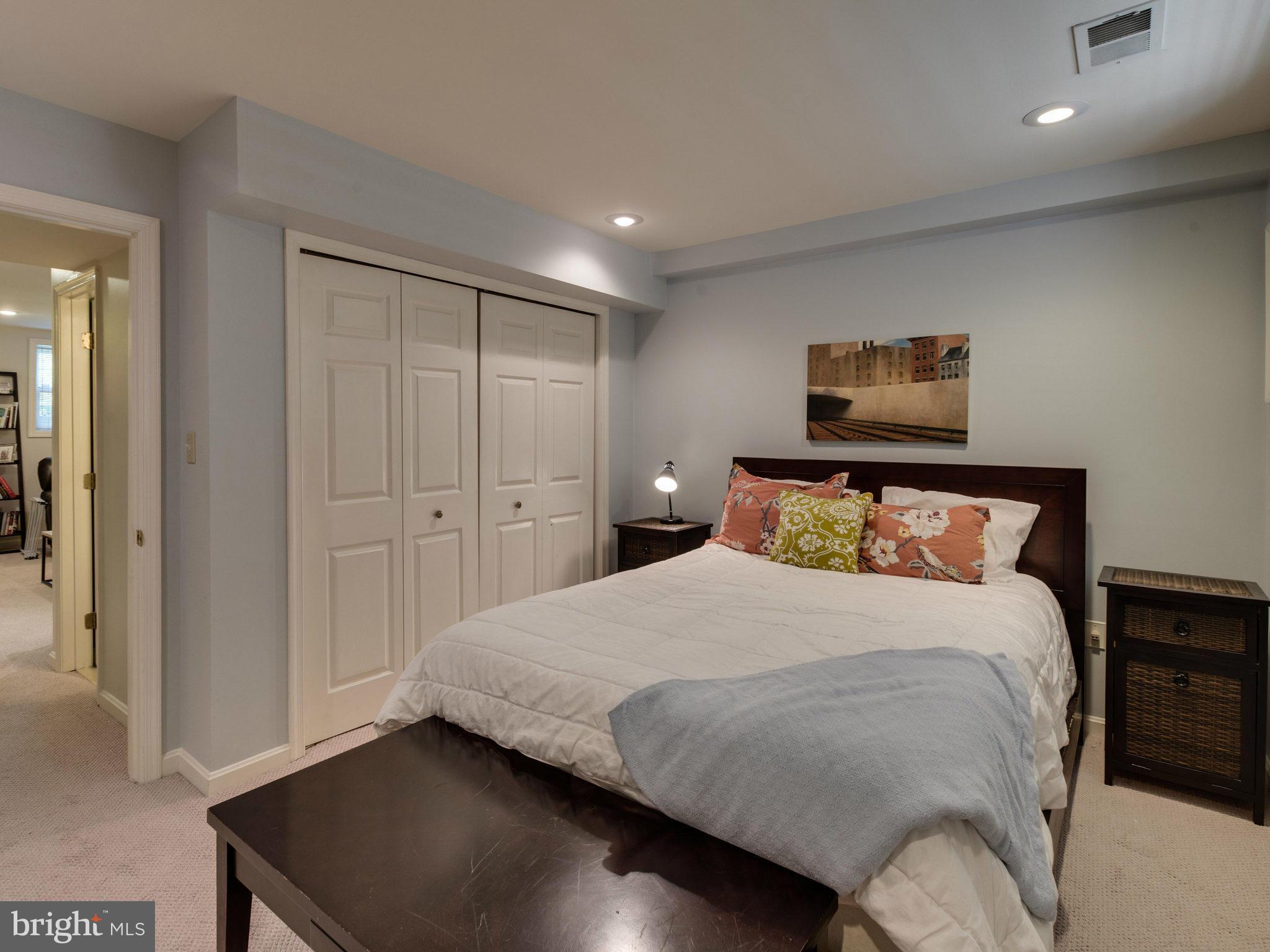 OLD TOWN STATION - Residential