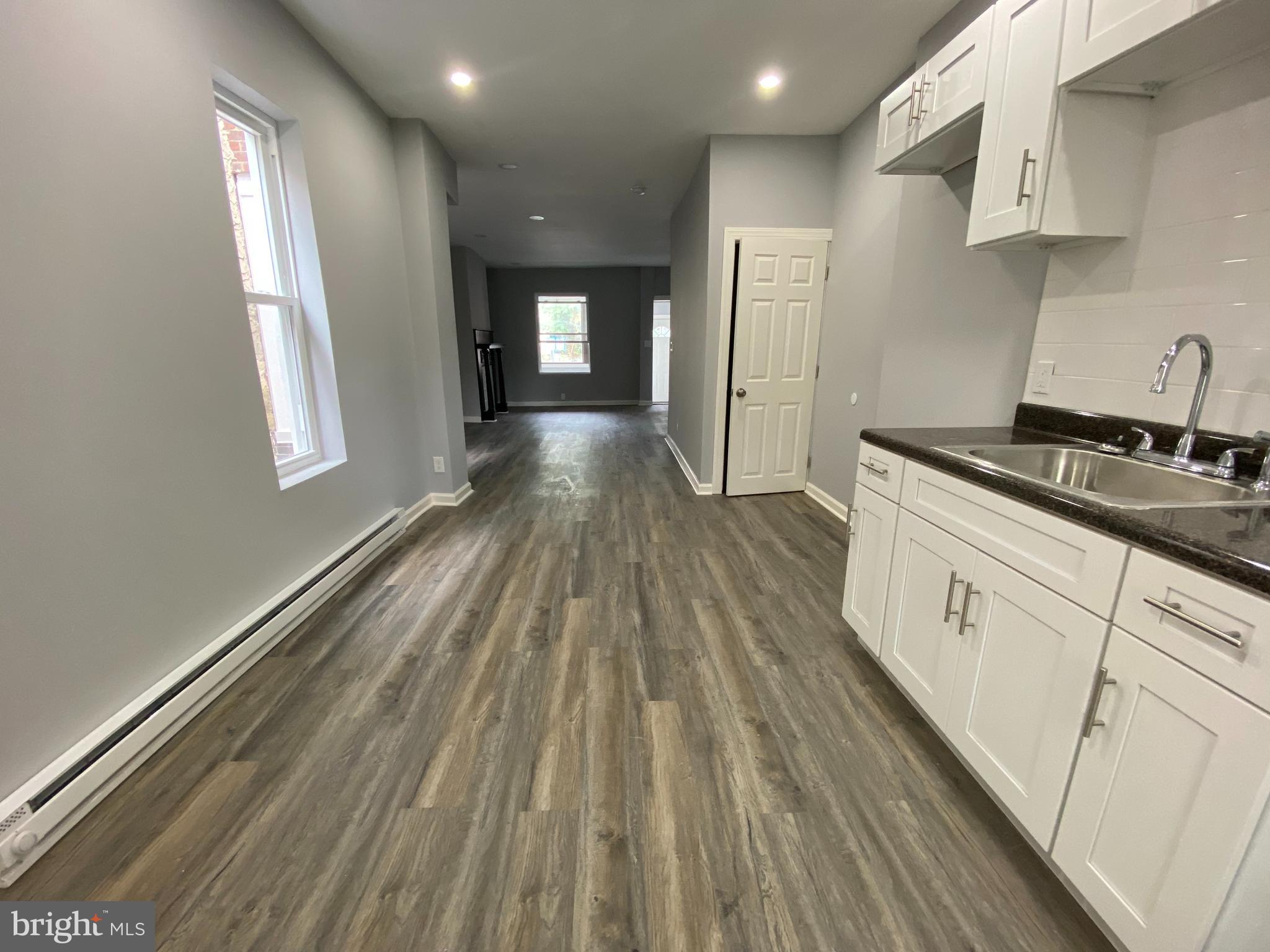 CARROLL PARK - Residential Lease