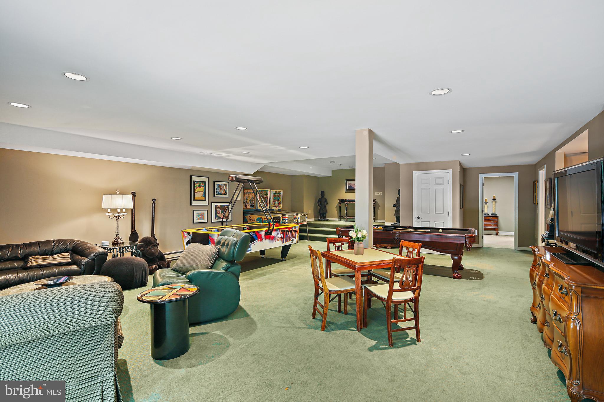 IVY HILL - Residential