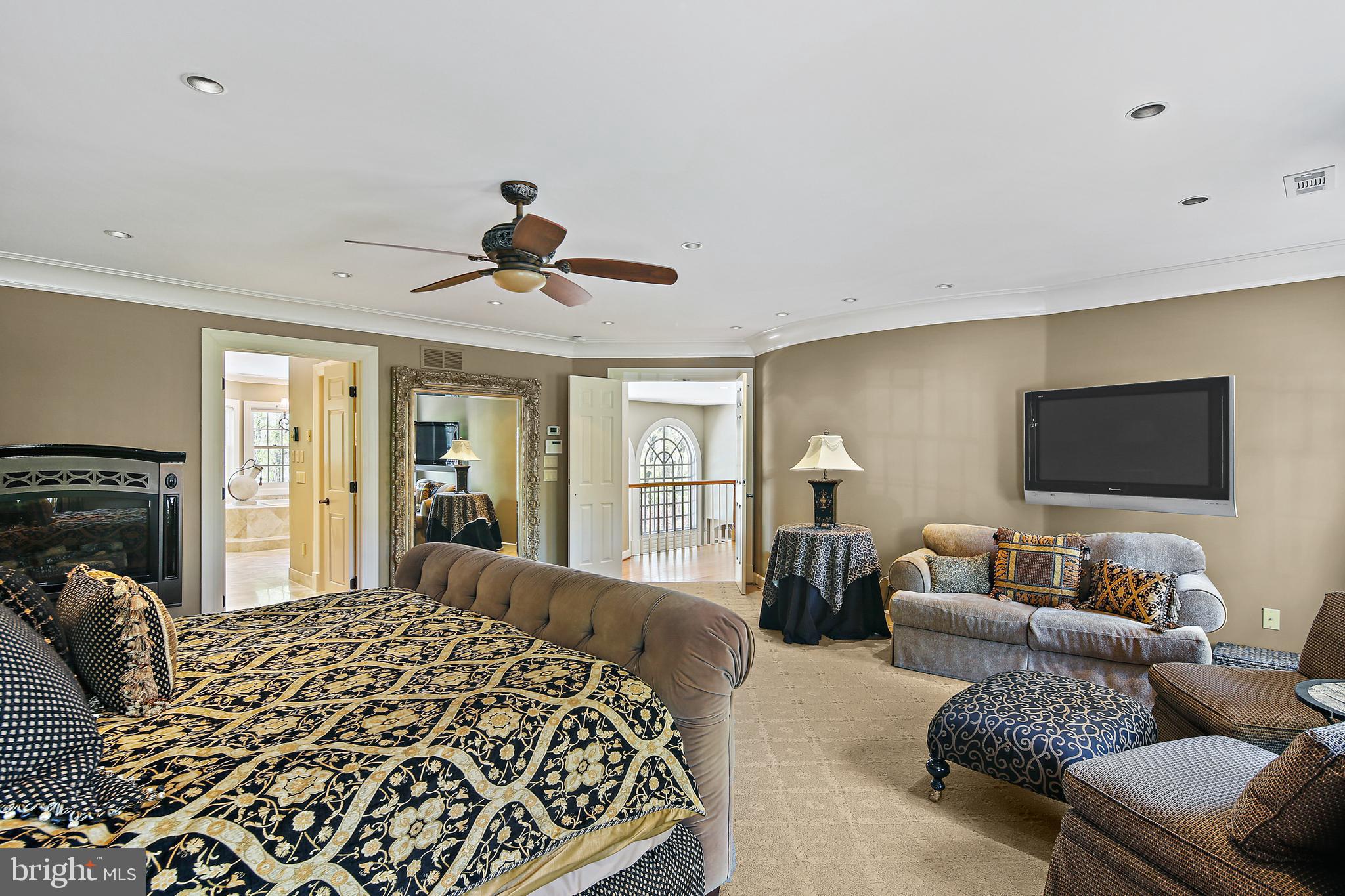 IVY HILL - Residential