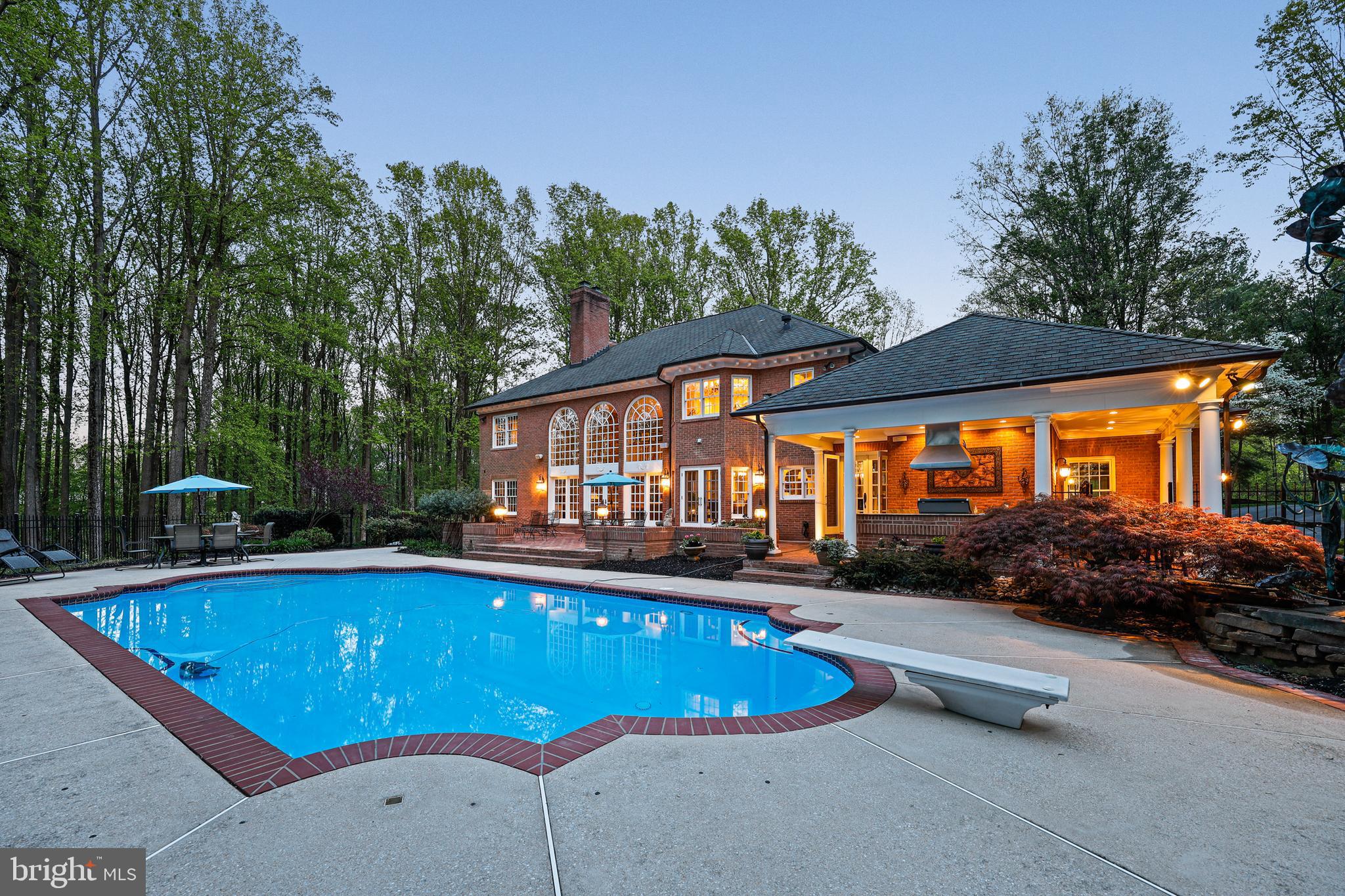 IVY HILL - Residential