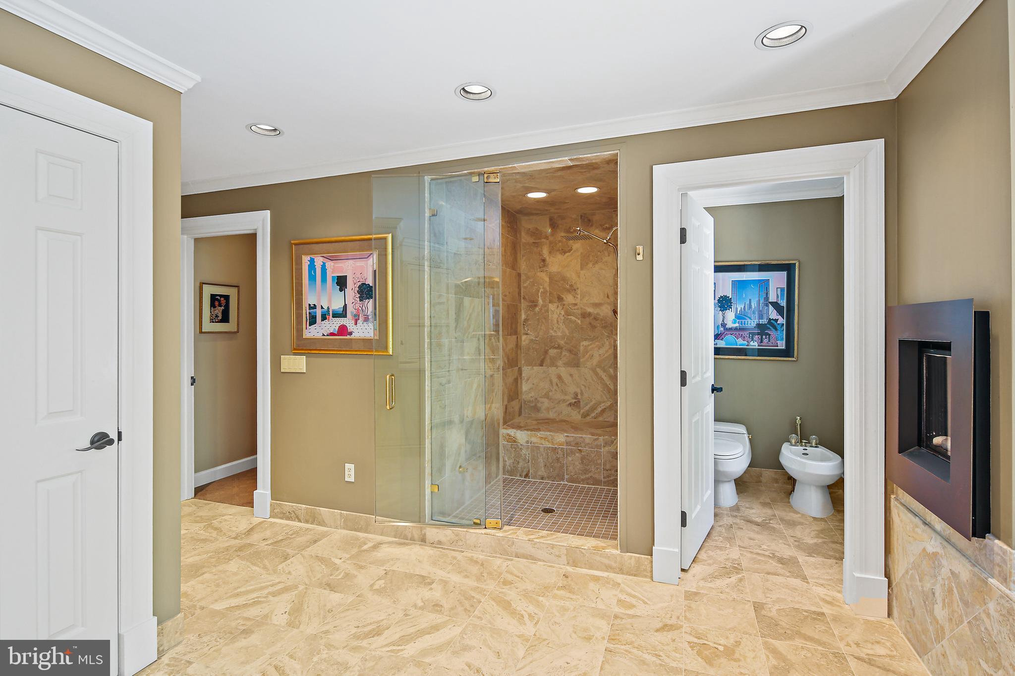 IVY HILL - Residential